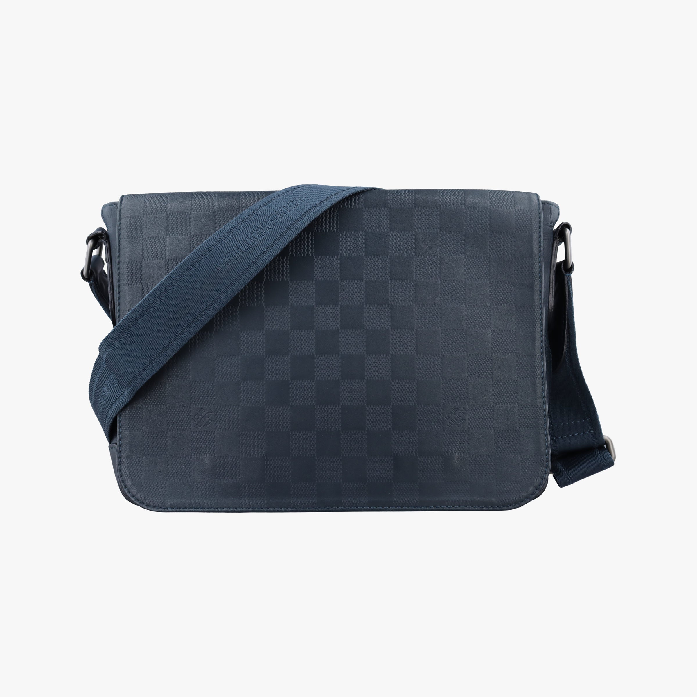 Secondhand Louis Vuitton District PM Cosmos Damier Infini embossed cowhide leather N41034 shoulderbag | stylenewstar