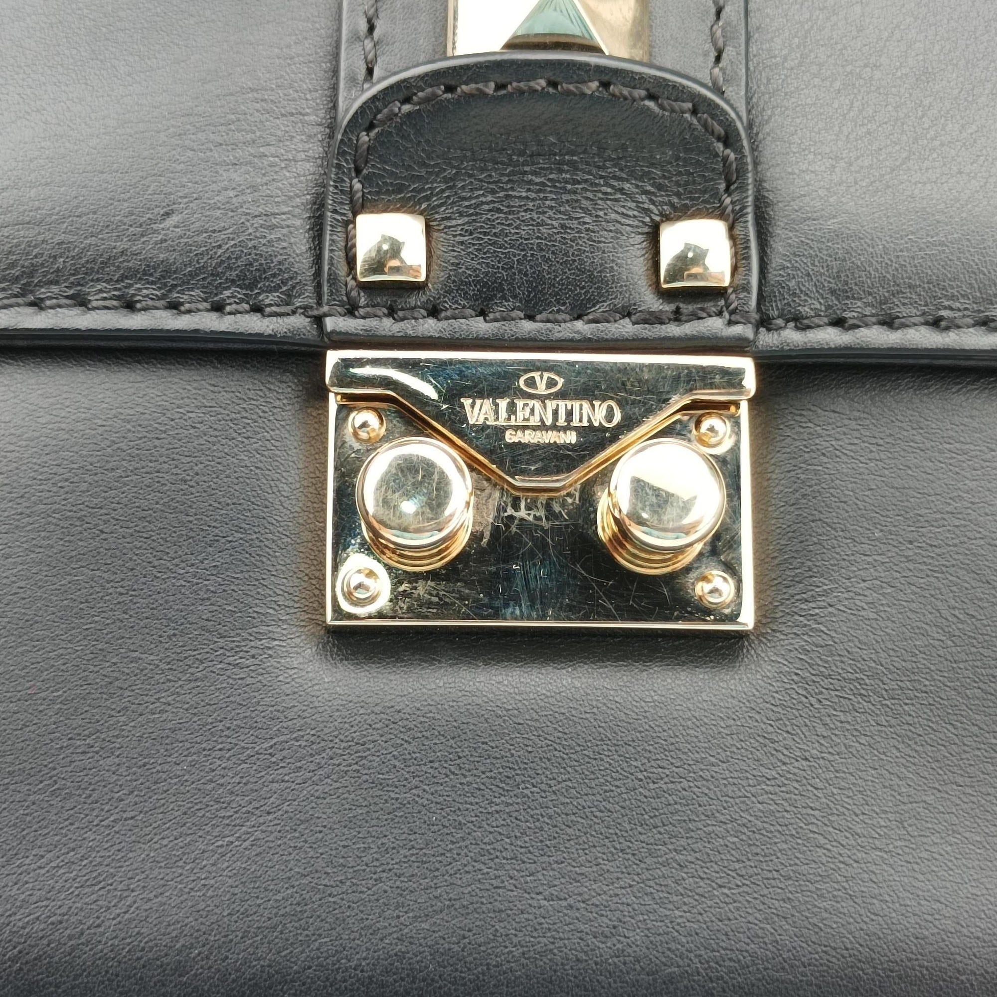 Pre-owned Valentino Rockstud Glam Lock Black Leather  shoulderbag | stylenewstar