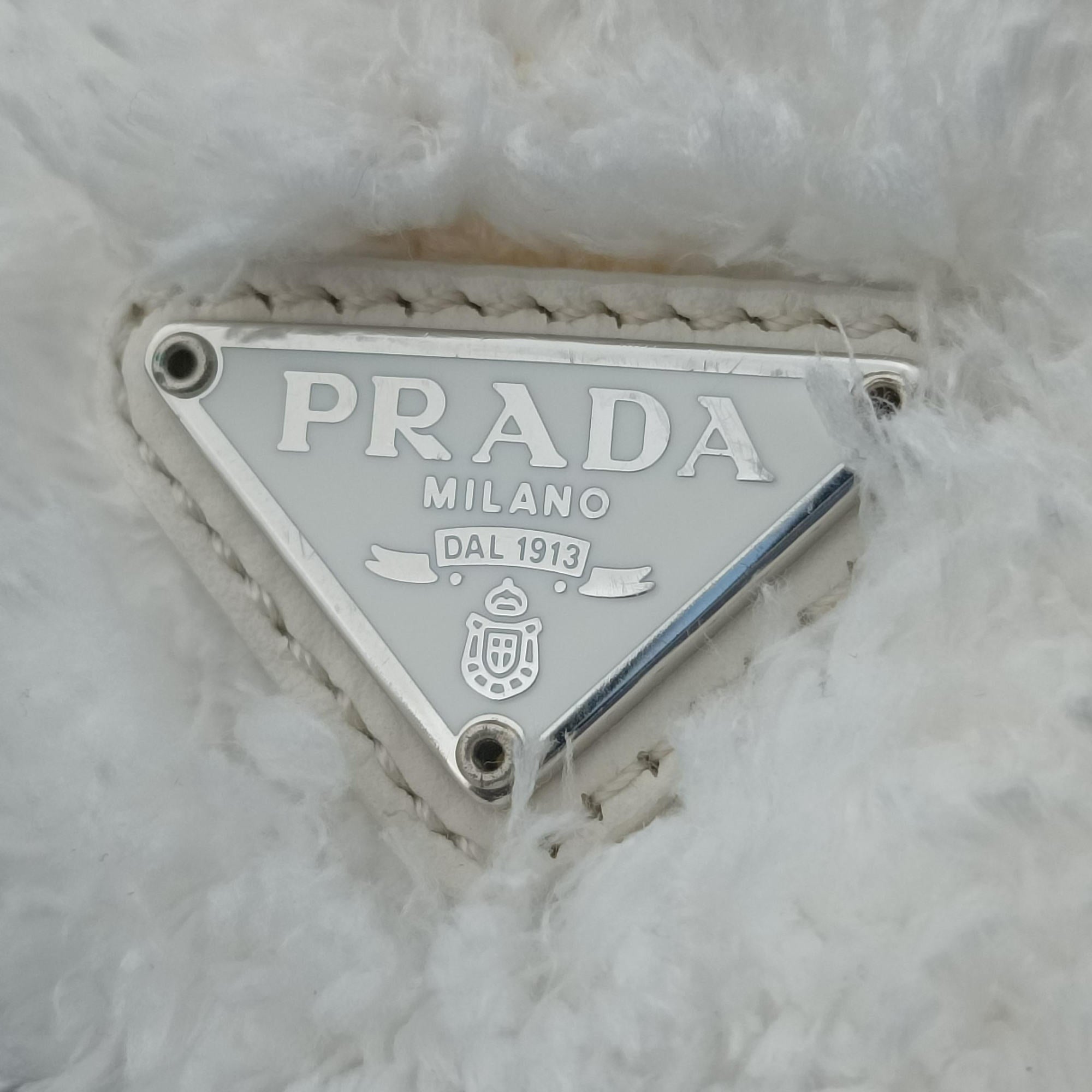 Vintage Prada Re-Edition2000 White Terry cloth 1NE515 handbag | stylenewstar