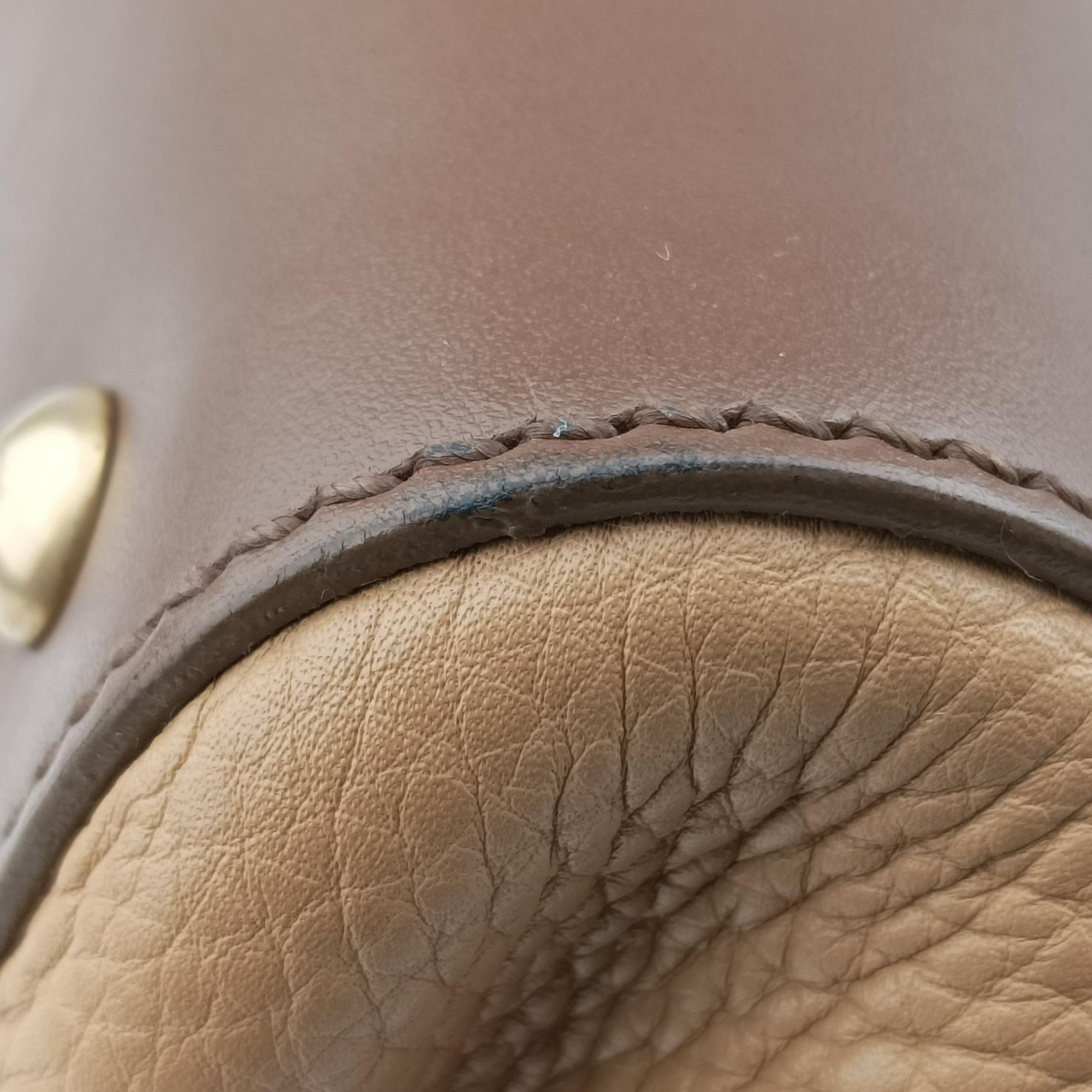 Vintage Fendi SILVANA Brown × Beige Leather 8BN234 shoulderbag | stylenewstar