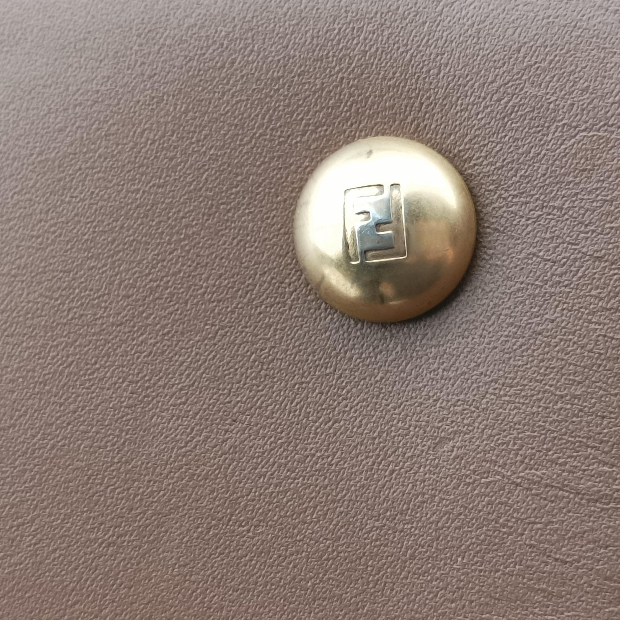 Vintage Fendi SILVANA Brown × Beige Leather 8BN234 shoulderbag | stylenewstar