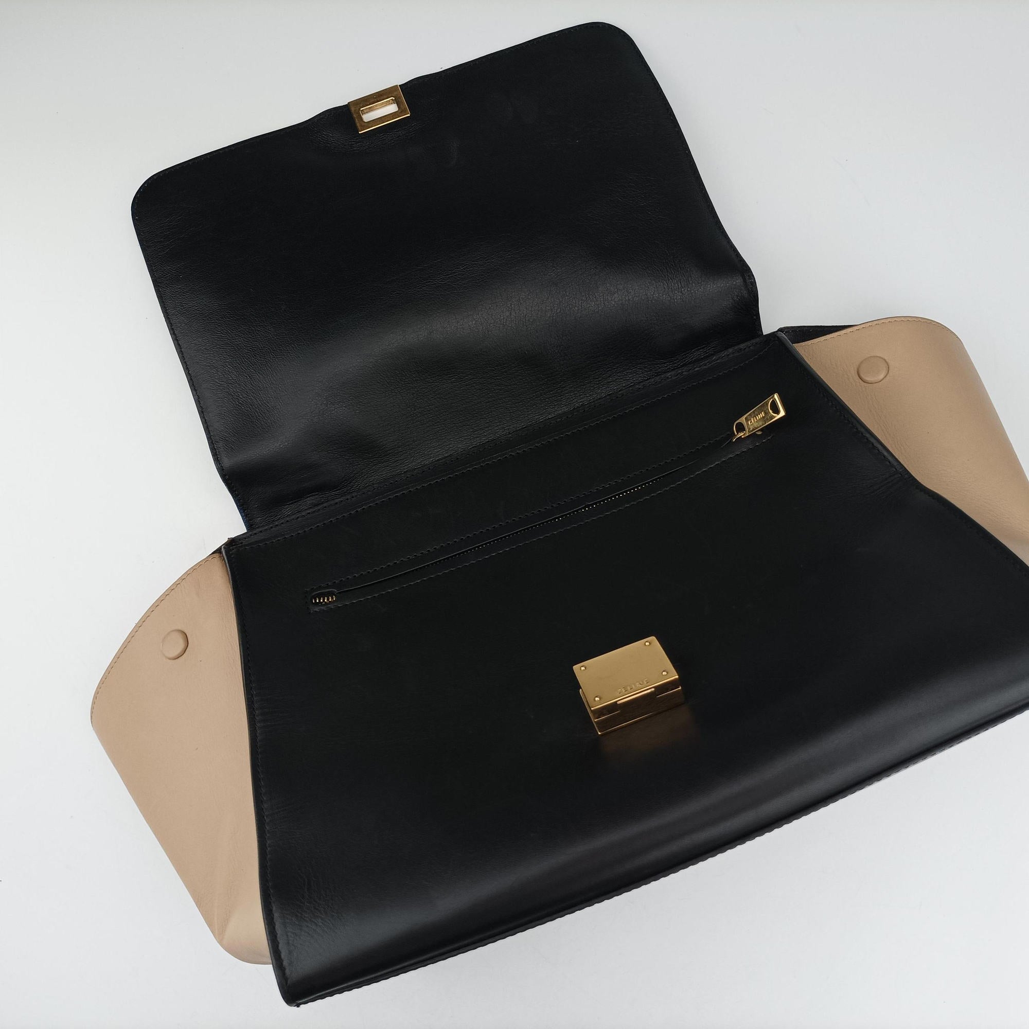 Vintage Celine Trapeze Blue ×beige ×Black Suede × leather  shoulderbag | stylenewstar