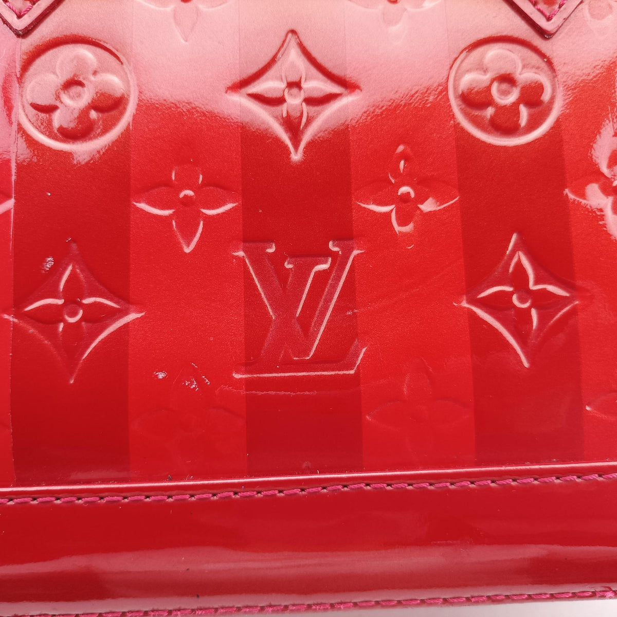 Vintage Louis Vuitton Alma BB Pommed'Amour Vernis M91593 shoulderbag | stylenewstar