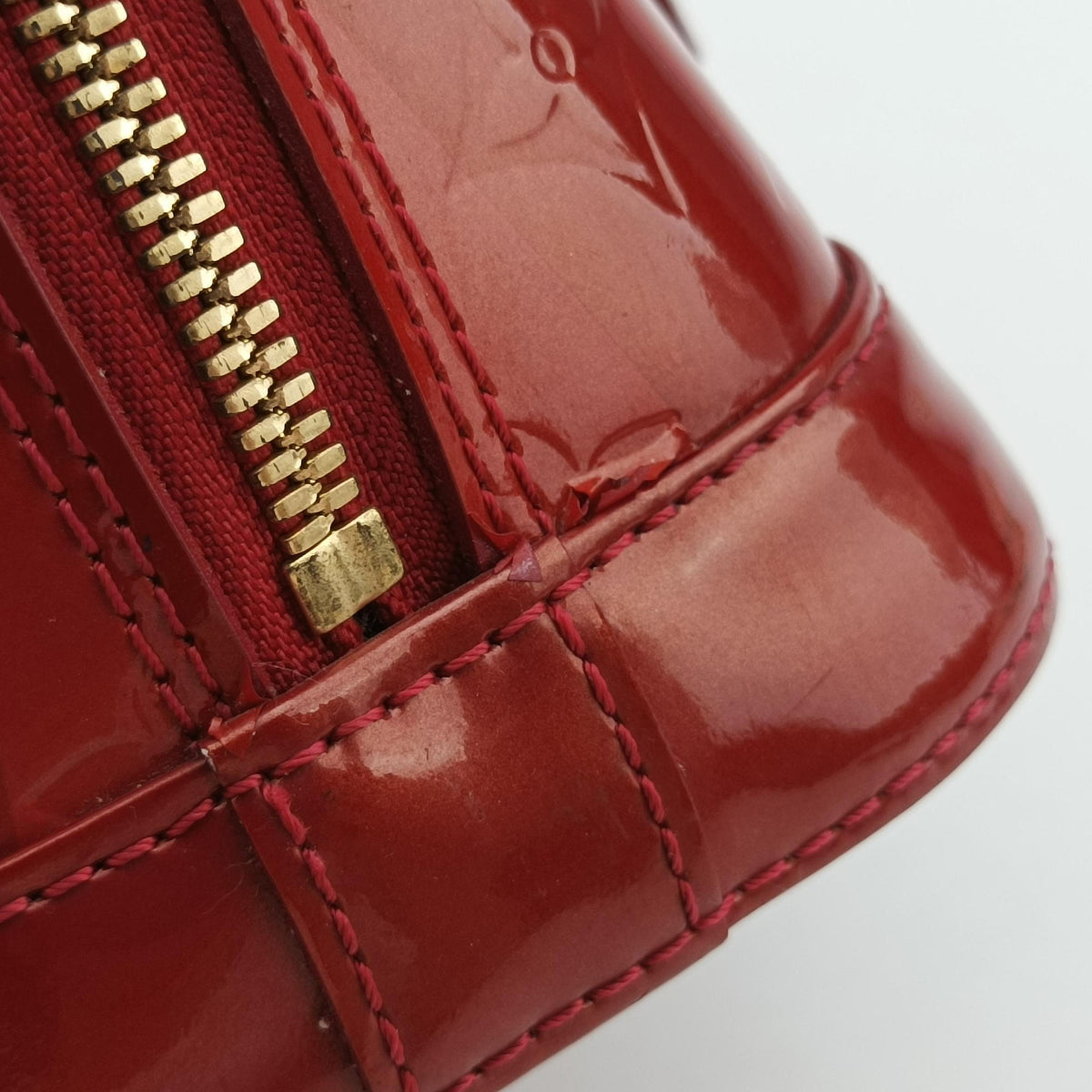 Pre-owned Louis Vuitton Alma BB Pommed'Amour Vernis M91593 shoulderbag | stylenewstar