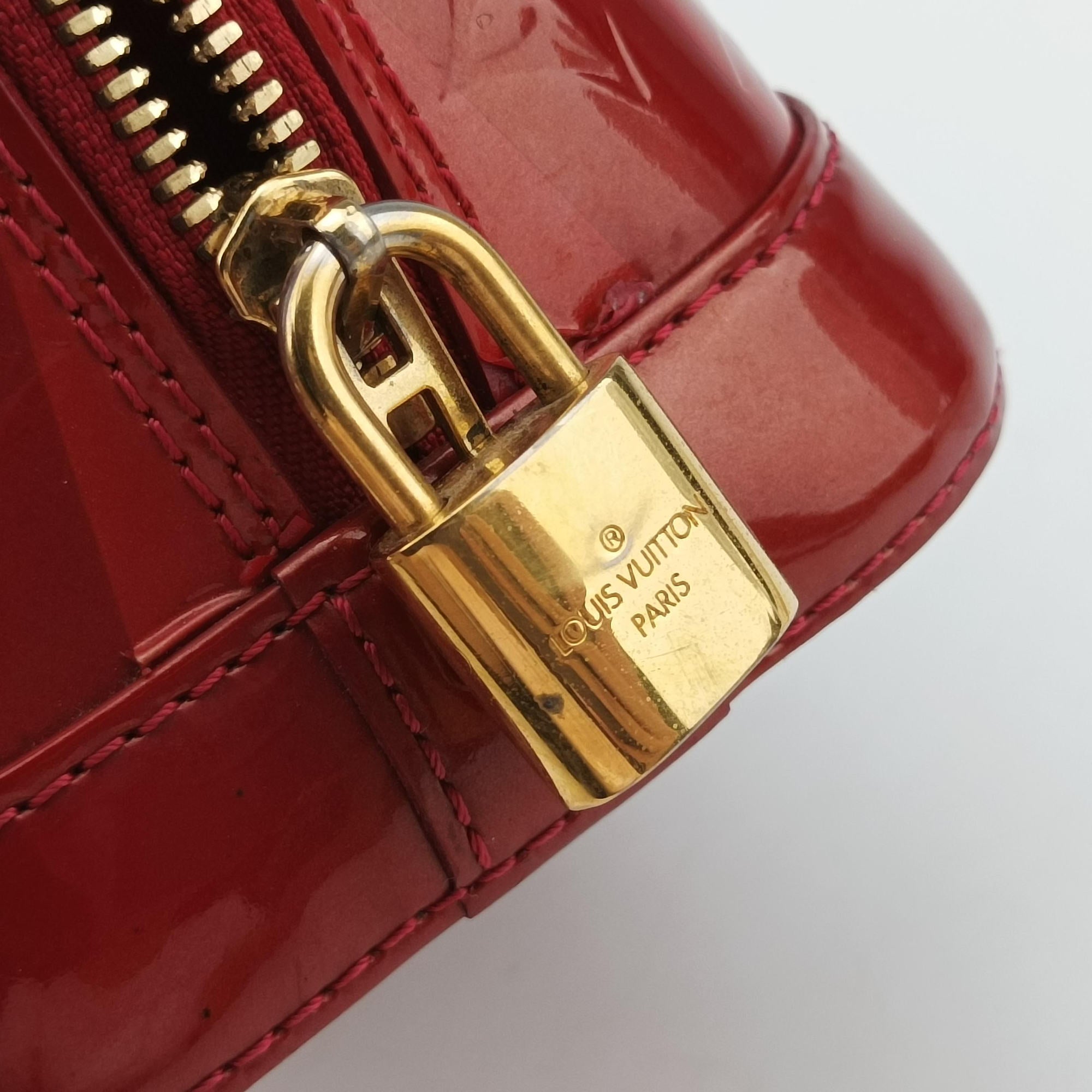 Vintage Louis Vuitton Alma BB Pommed'Amour Vernis M91593 shoulderbag | stylenewstar