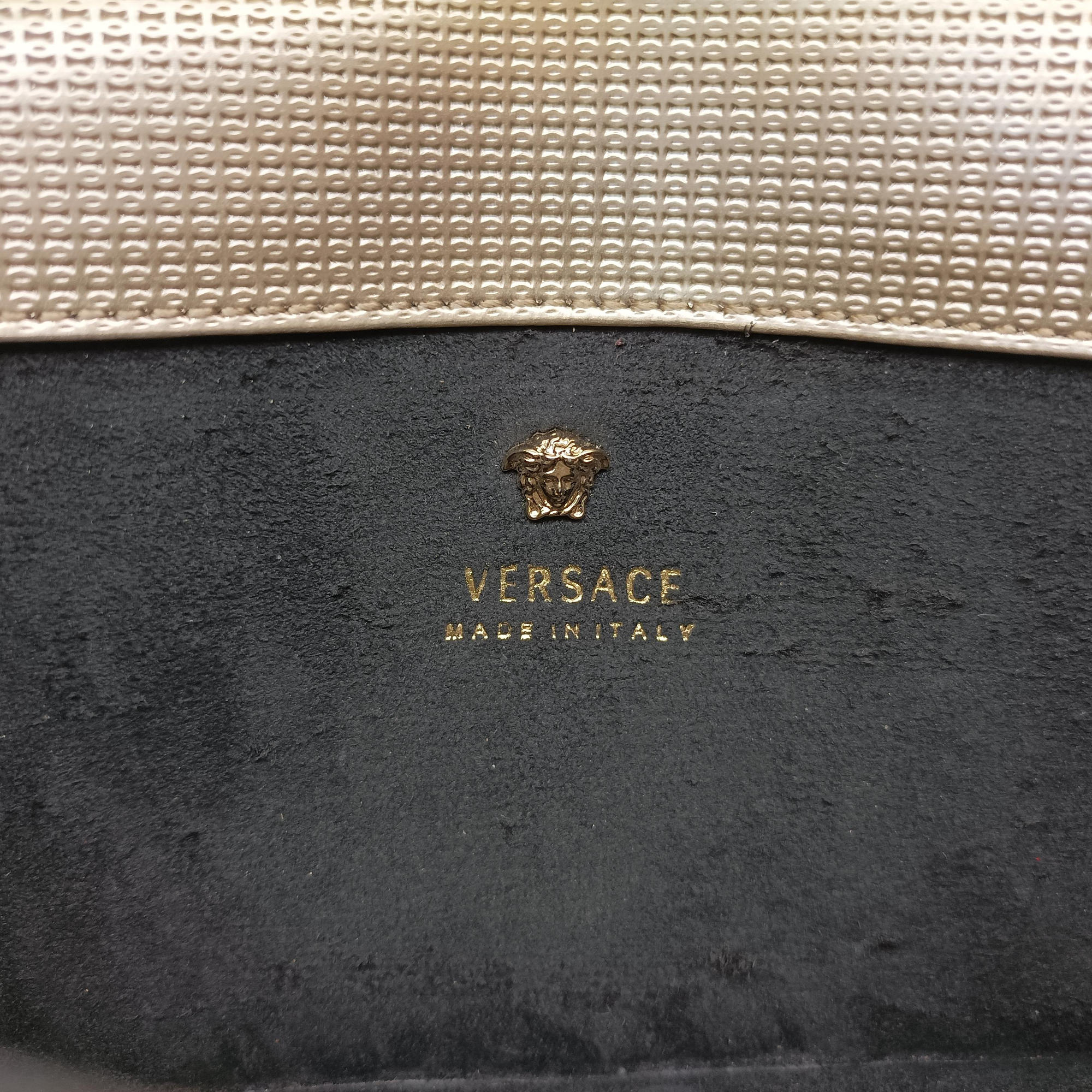 Pre-owned VERSACE medusa Golden Leather  shoulderbag | stylenewstar