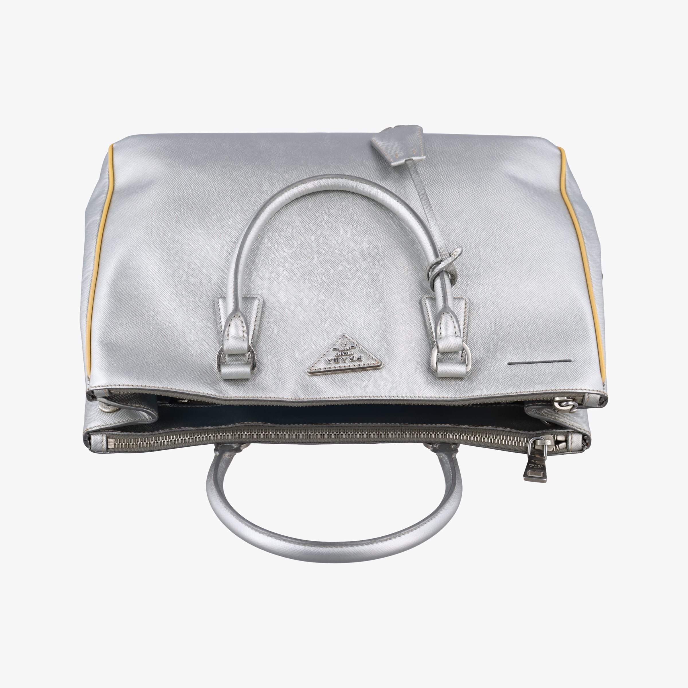 Secondhand Prada Galleria Silver SAFFIANO Leather BN1874 shoulderbag | stylenewstar