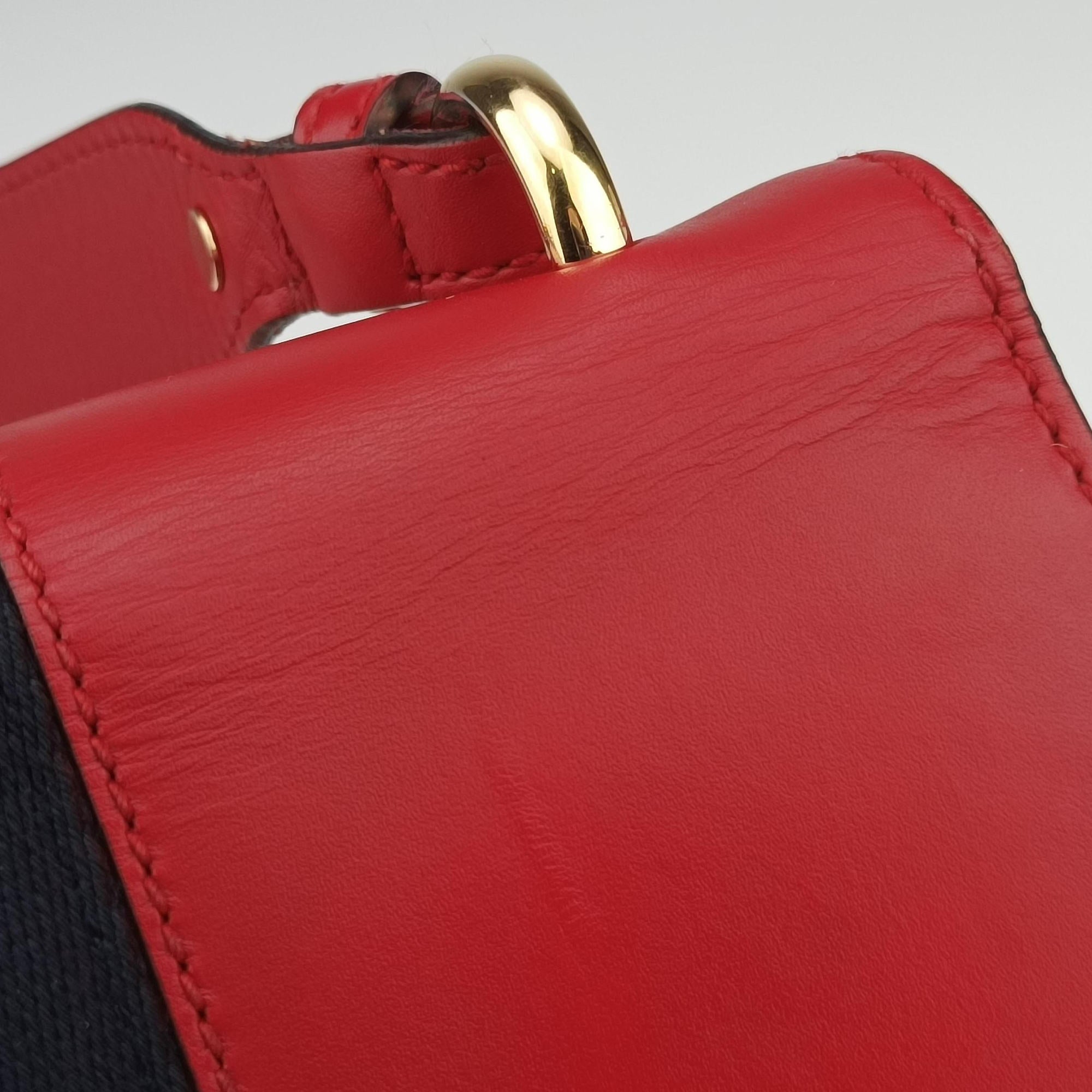 Vintage Gucci Sylvie Red×navy Leather 421882 shoulderbag | stylenewstar