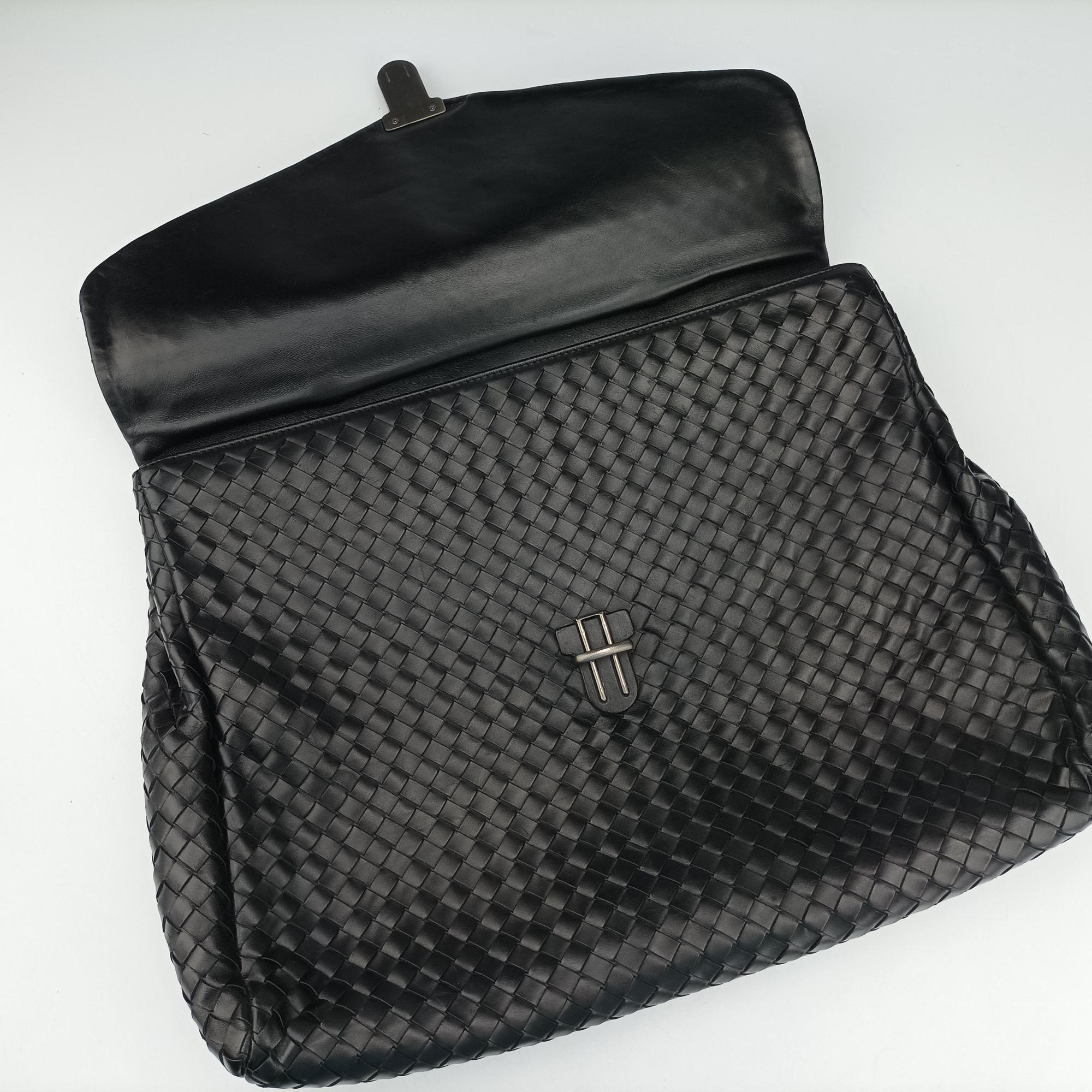 Pre-owned Bottega Veneta Intrecciato Black lambskin  handbag | stylenewstar