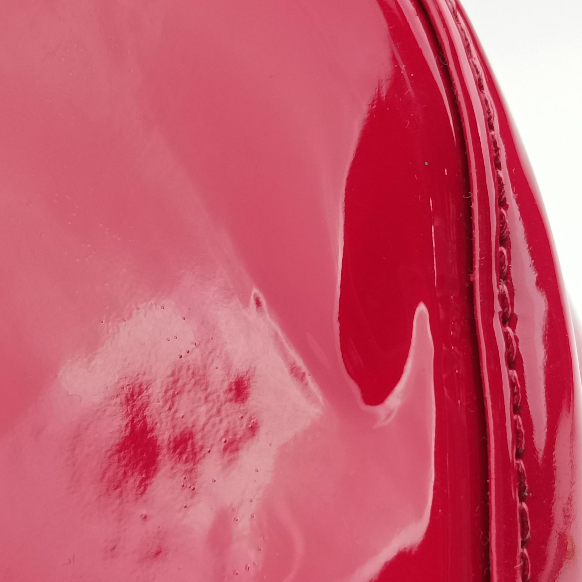 Secondhand Louis Vuitton Alma GM pomme d'amour Vernis M93596 handbag | stylenewstar