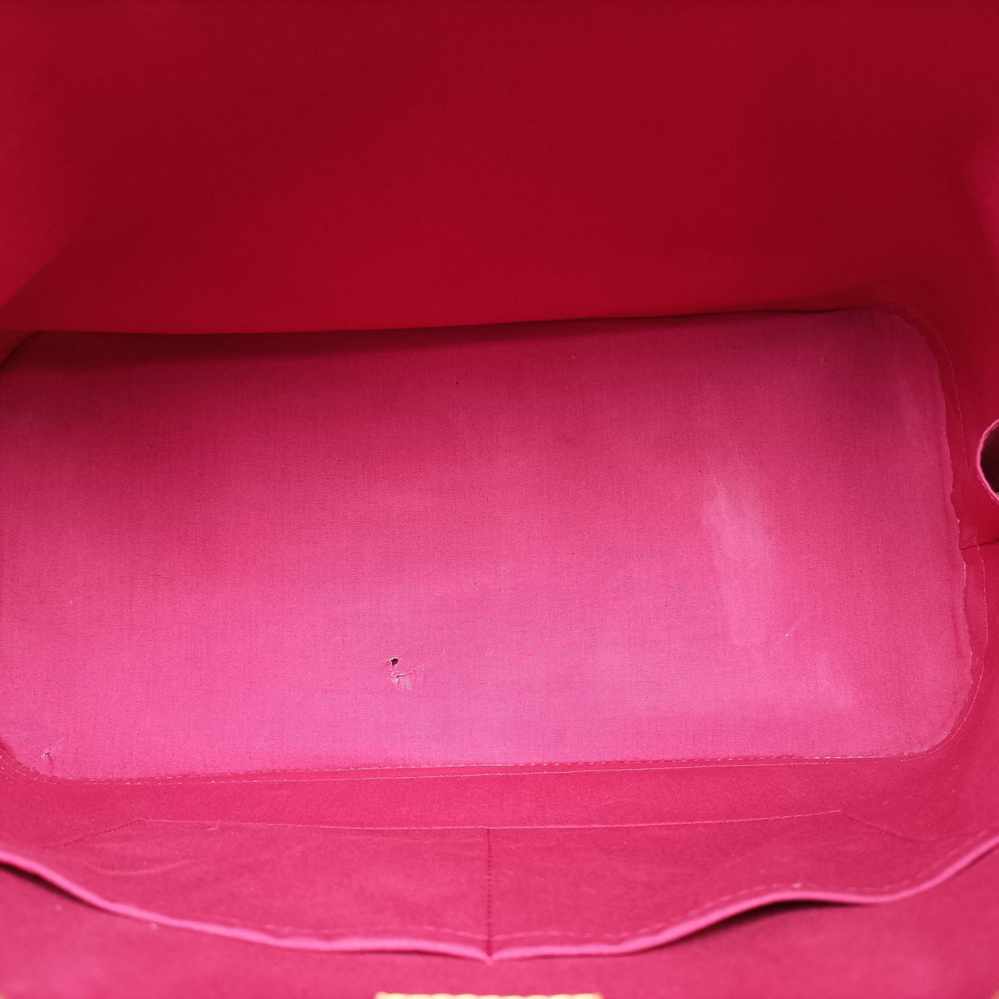 Secondhand Louis Vuitton Alma GM pomme d'amour Vernis M93596 handbag | stylenewstar