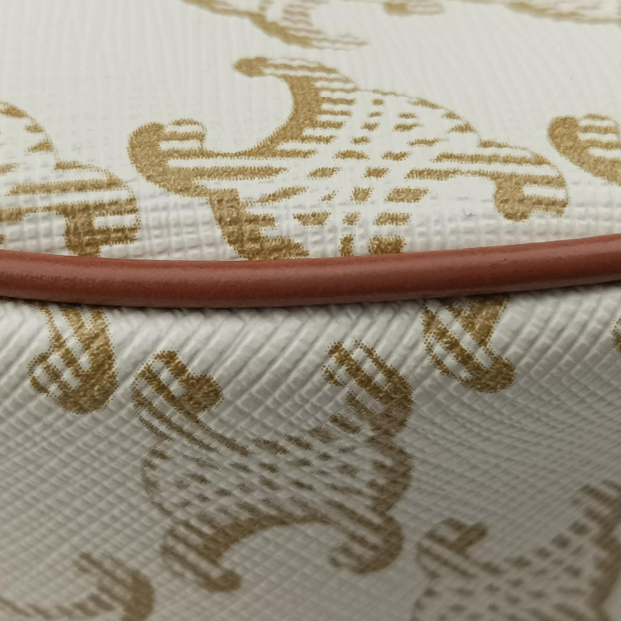 Pre-owned Celine Triomphe AVA White PVC coated canvas  shoulderbag | stylenewstar