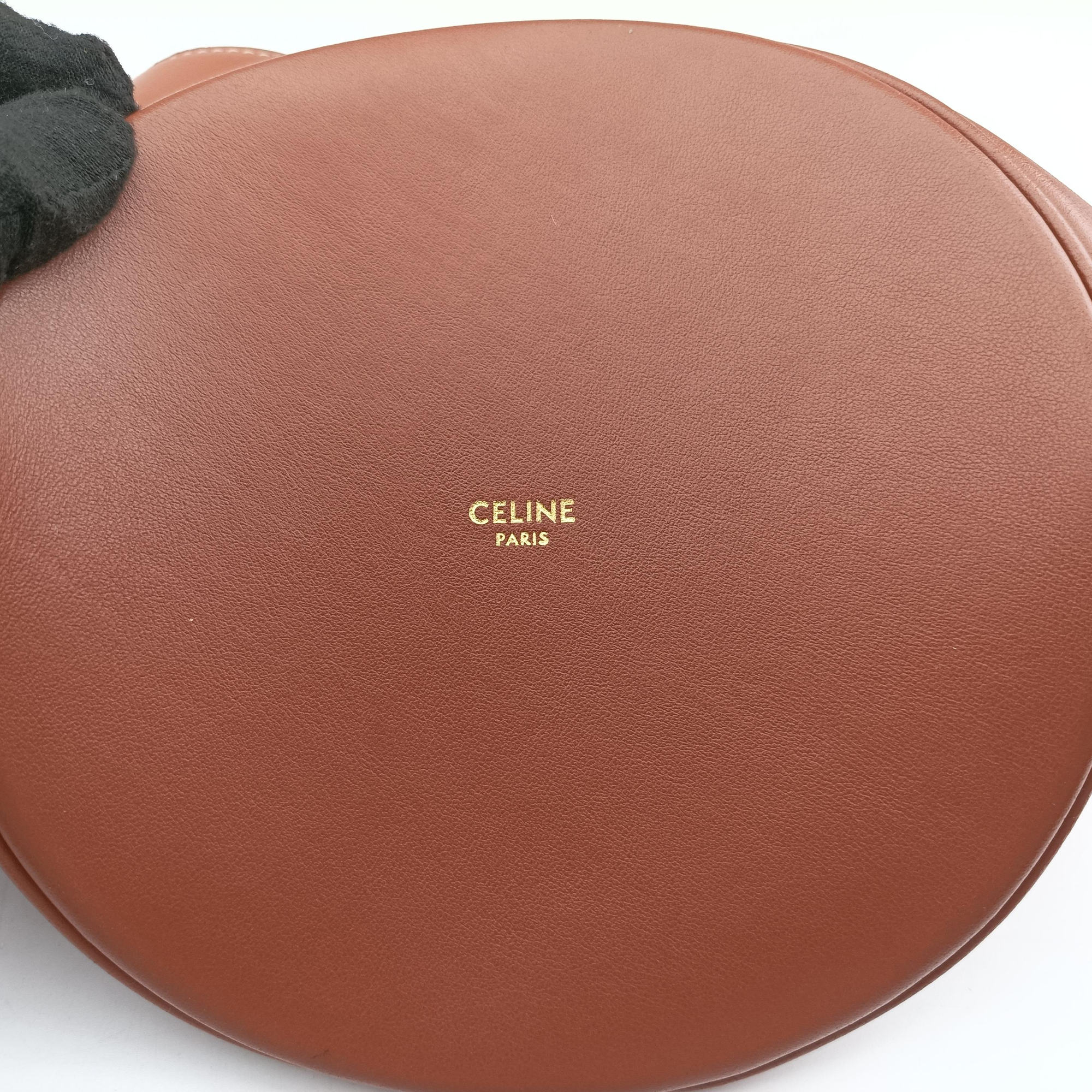 Pre-owned Celine Bucket 16 Brown Leather 195573 shoulderbag | stylenewstar