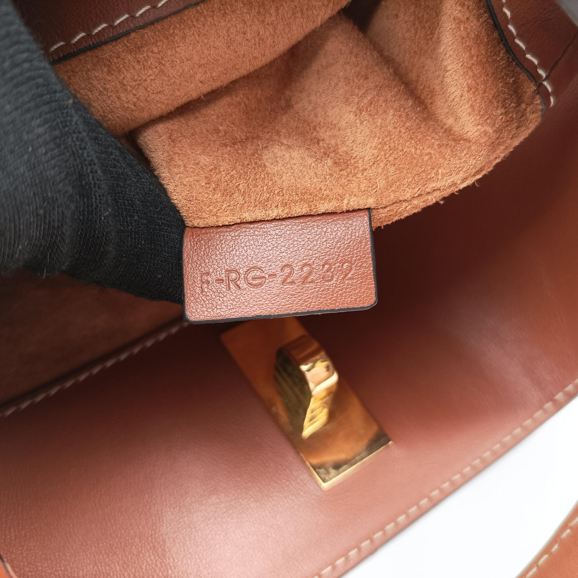 Pre-owned Celine Bucket 16 Brown Leather 195573 shoulderbag | stylenewstar