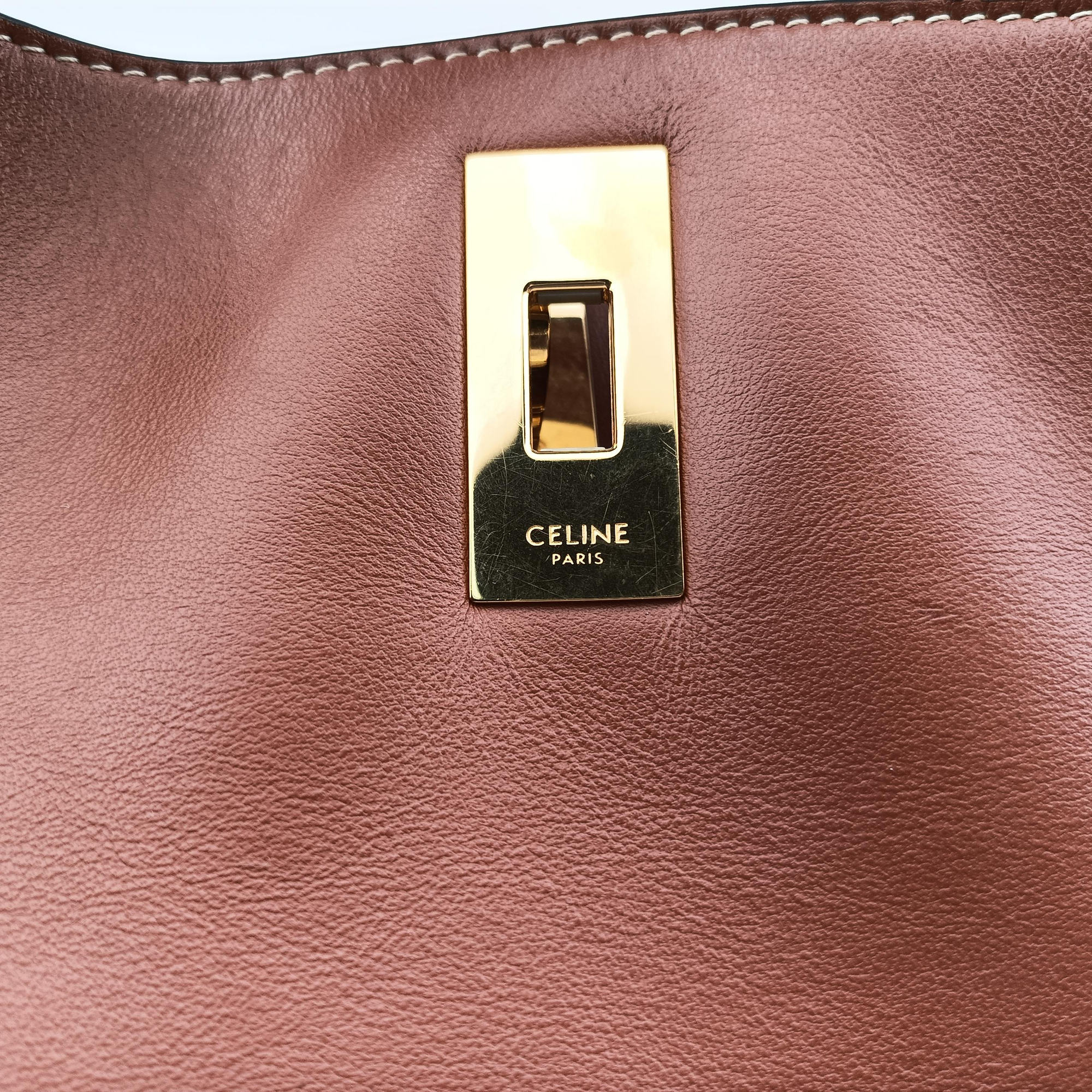 Pre-owned Celine Bucket 16 Brown Leather 195573 shoulderbag | stylenewstar