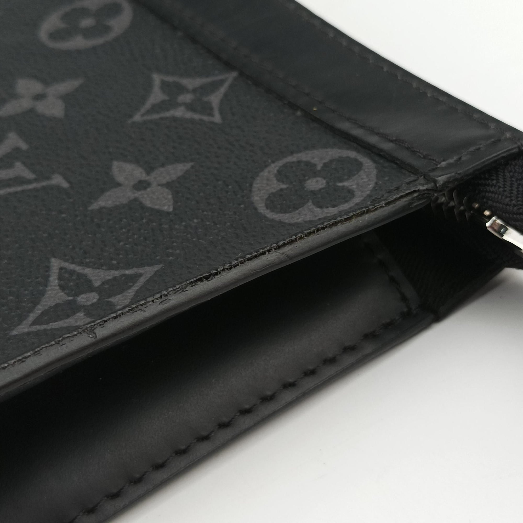 Pre-owned Louis Vuitton Pochette Voyage MM Pacific Blue Monogram Eclipse PVC Coated Canvas M61692 clutchbag | stylenewstar