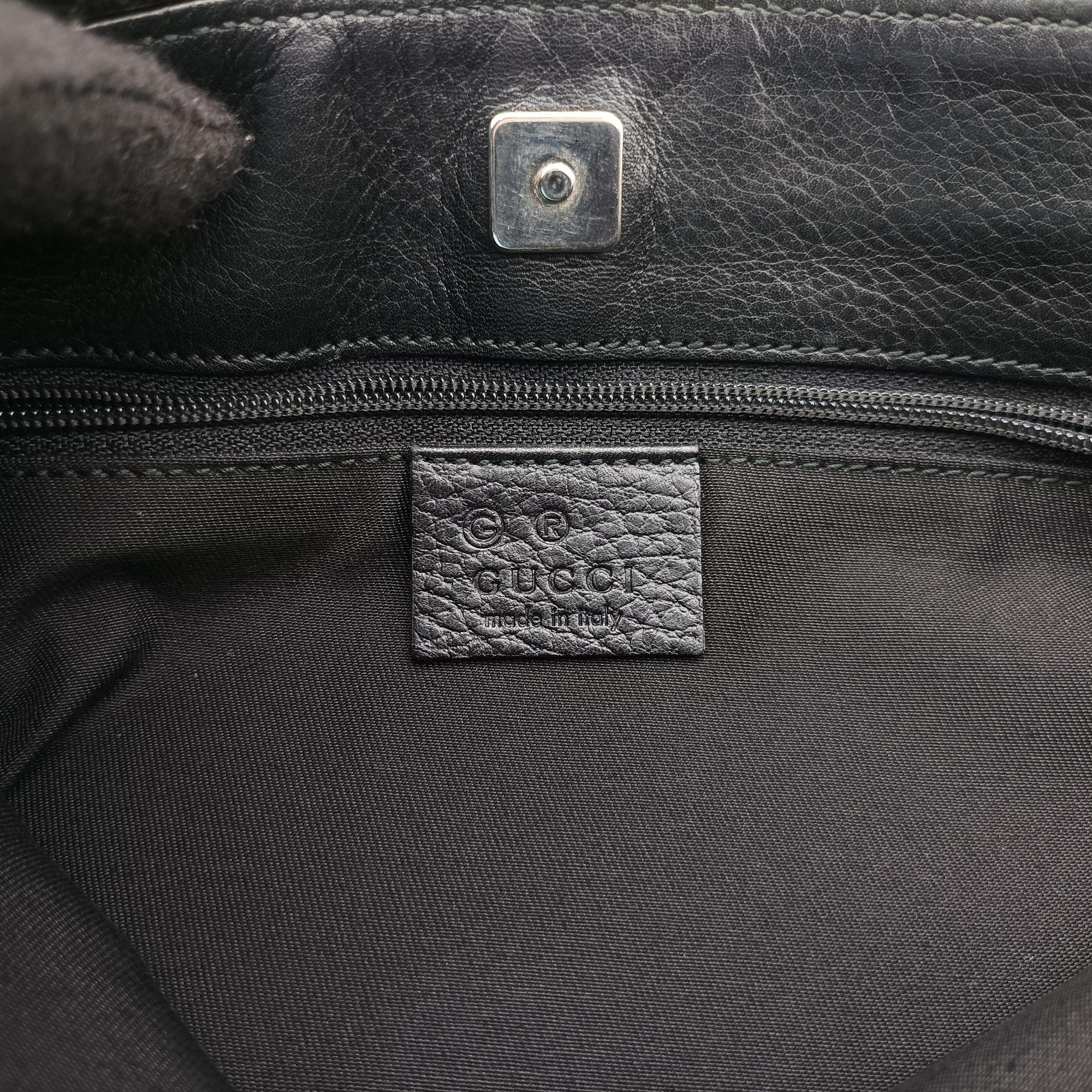 Secondhand Gucci GG Canvas Black canvas 143745 shoulderbag | stylenewstar