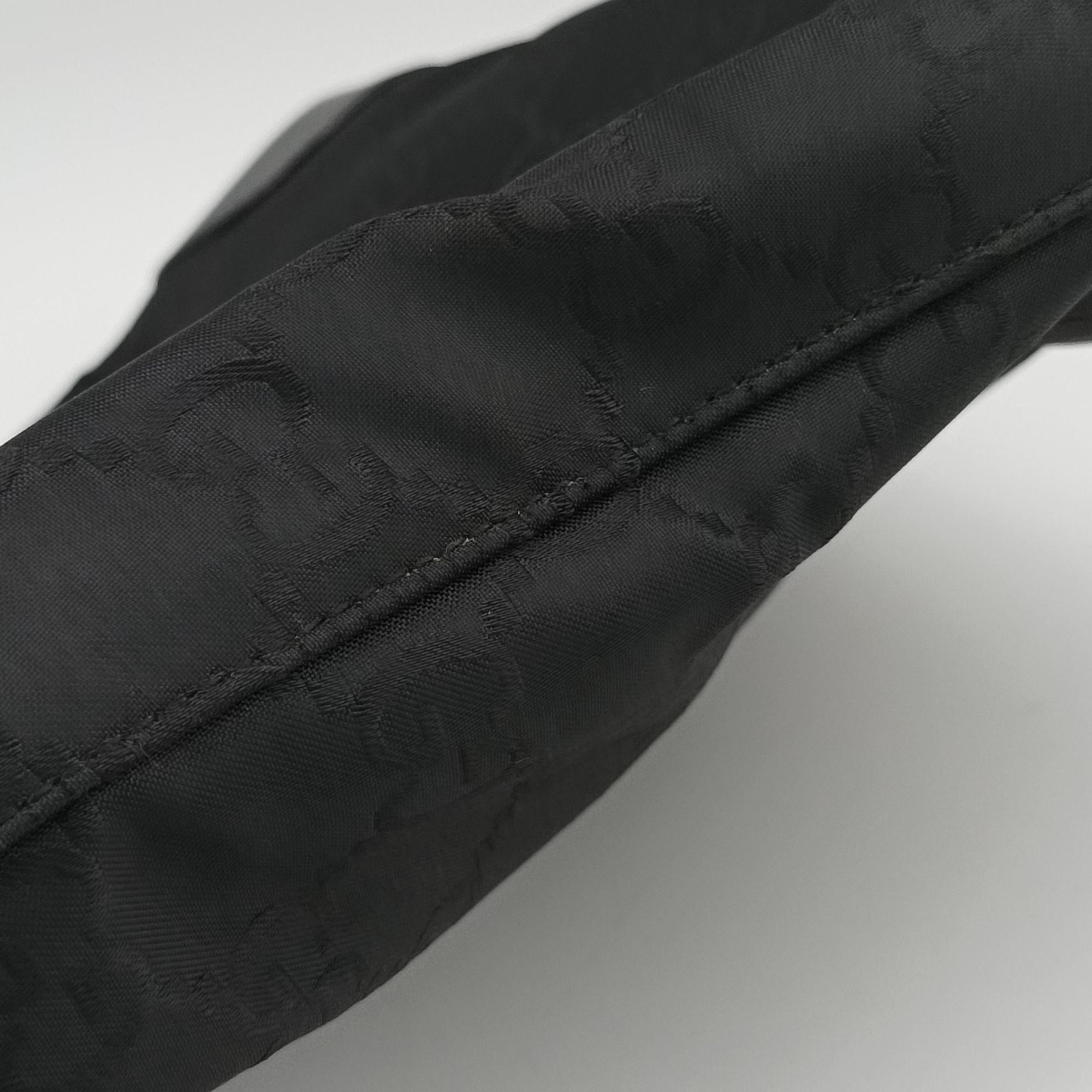 Secondhand Gucci GG Canvas Black canvas 143745 shoulderbag | stylenewstar