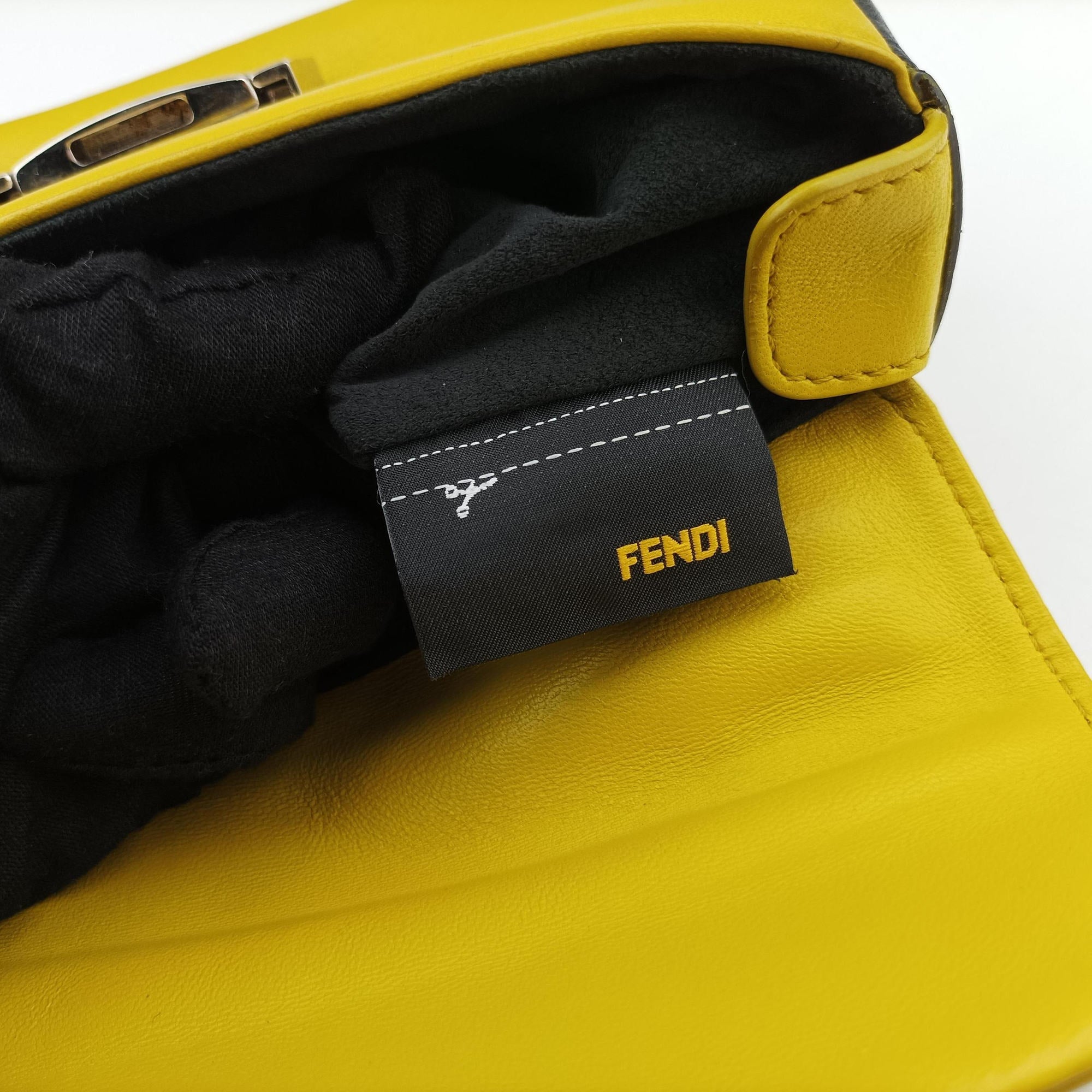 Pre-owned Fendi Mini Be Baguette Yellow × Black Leather 8M0315 shoulderbag | stylenewstar
