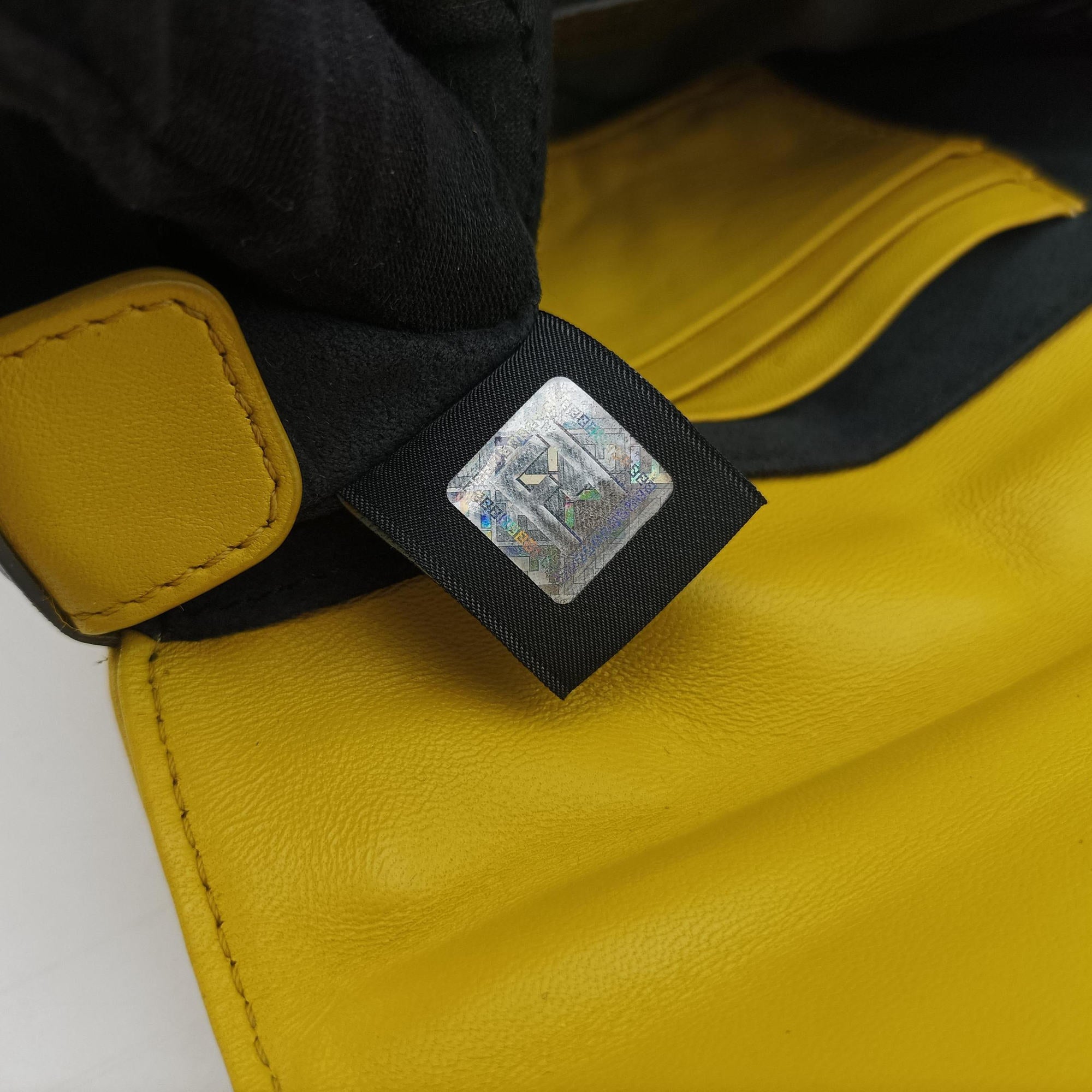 Pre-owned Fendi Mini Be Baguette Yellow × Black Leather 8M0315 shoulderbag | stylenewstar