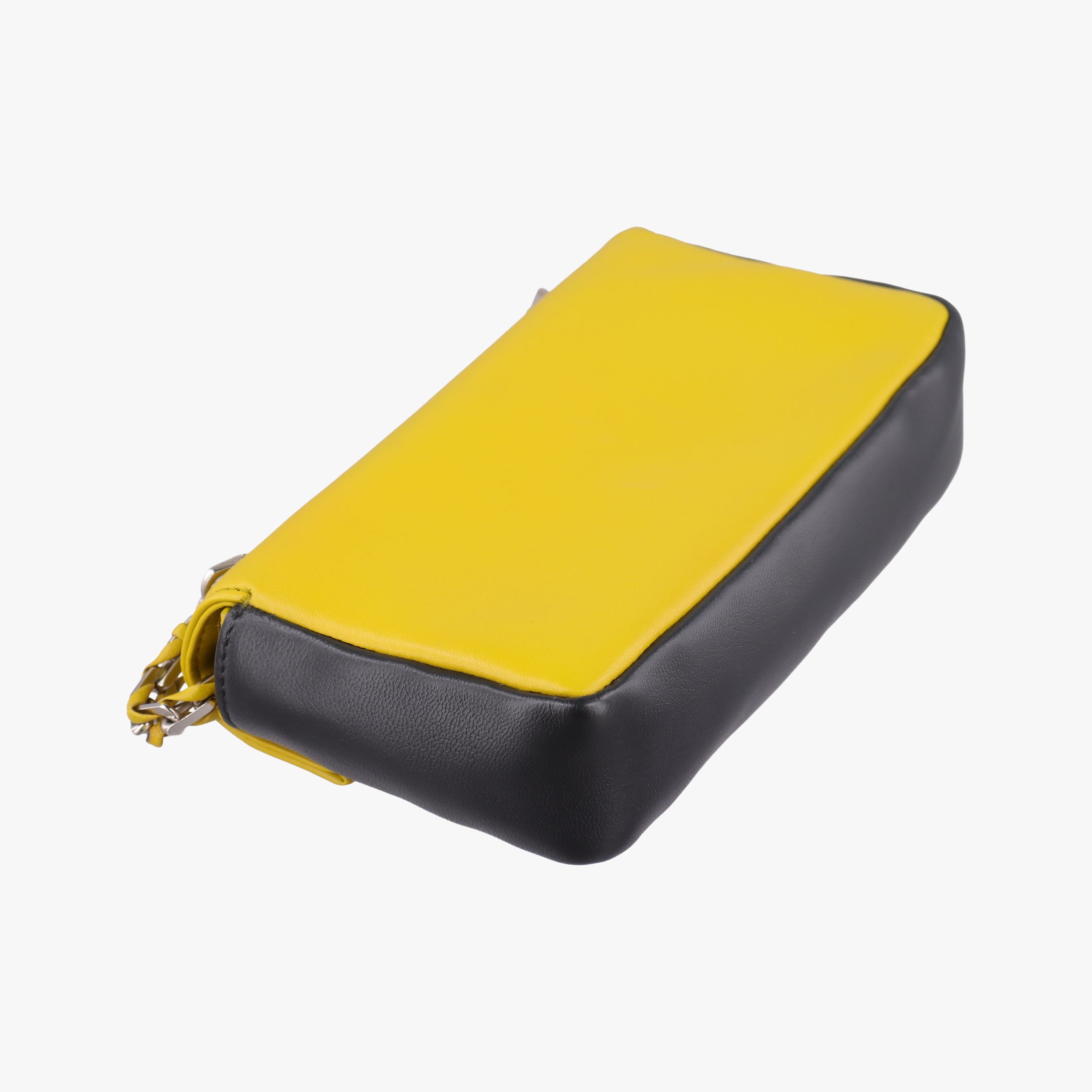 Pre-owned Fendi Mini Be Baguette Yellow × Black Leather 8M0315 shoulderbag | stylenewstar