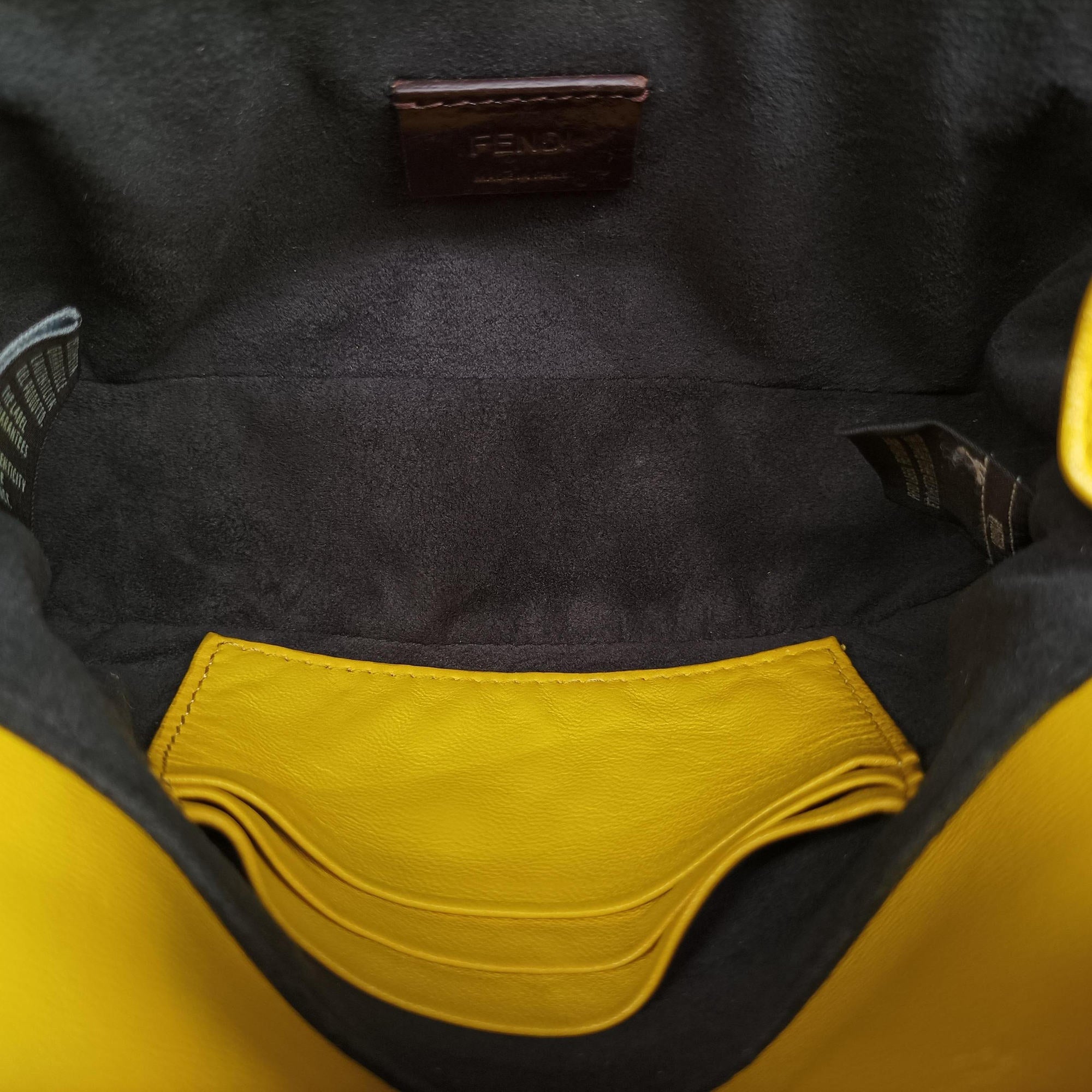 Pre-owned Fendi Mini Be Baguette Yellow × Black Leather 8M0315 shoulderbag | stylenewstar