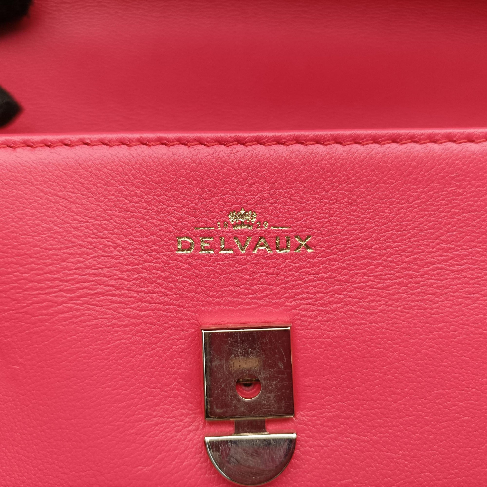Pre-owned Delvaux Tempete Pink leather  shoulderbag | stylenewstar