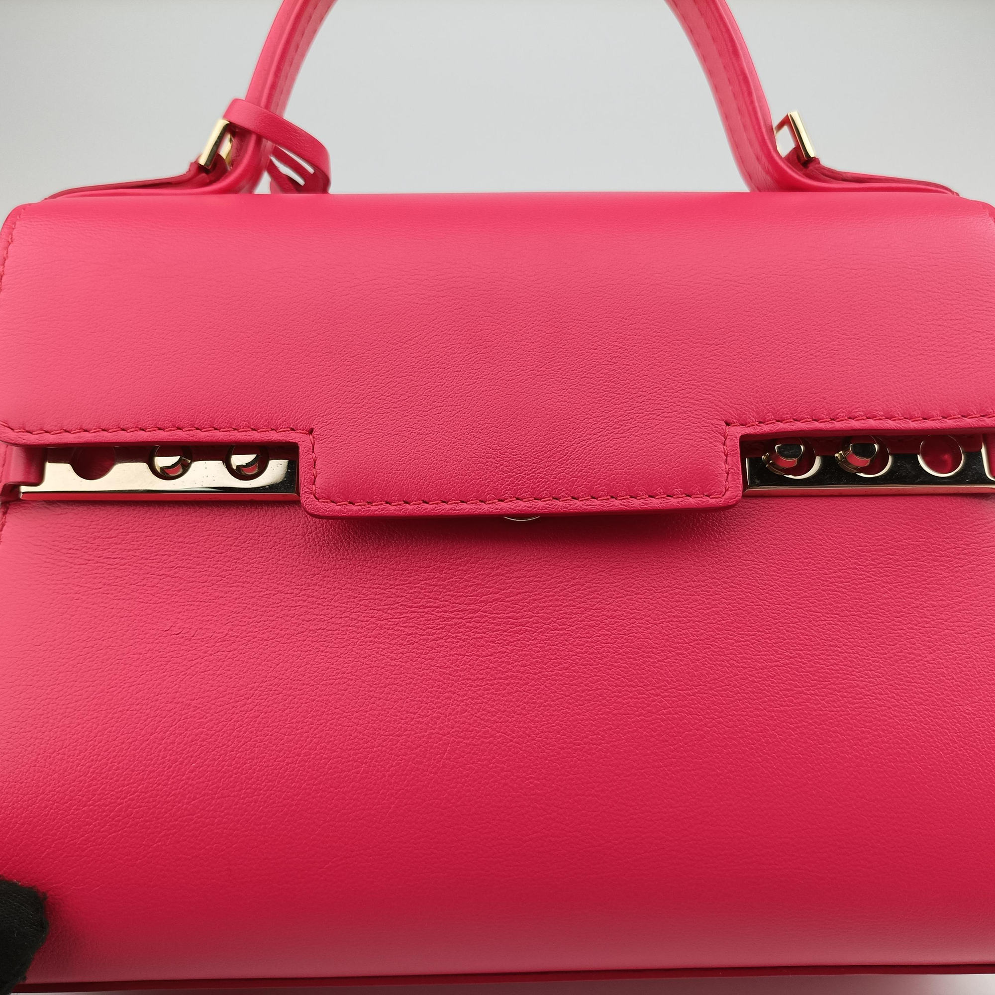 Pre-owned Delvaux Tempete Pink leather  shoulderbag | stylenewstar
