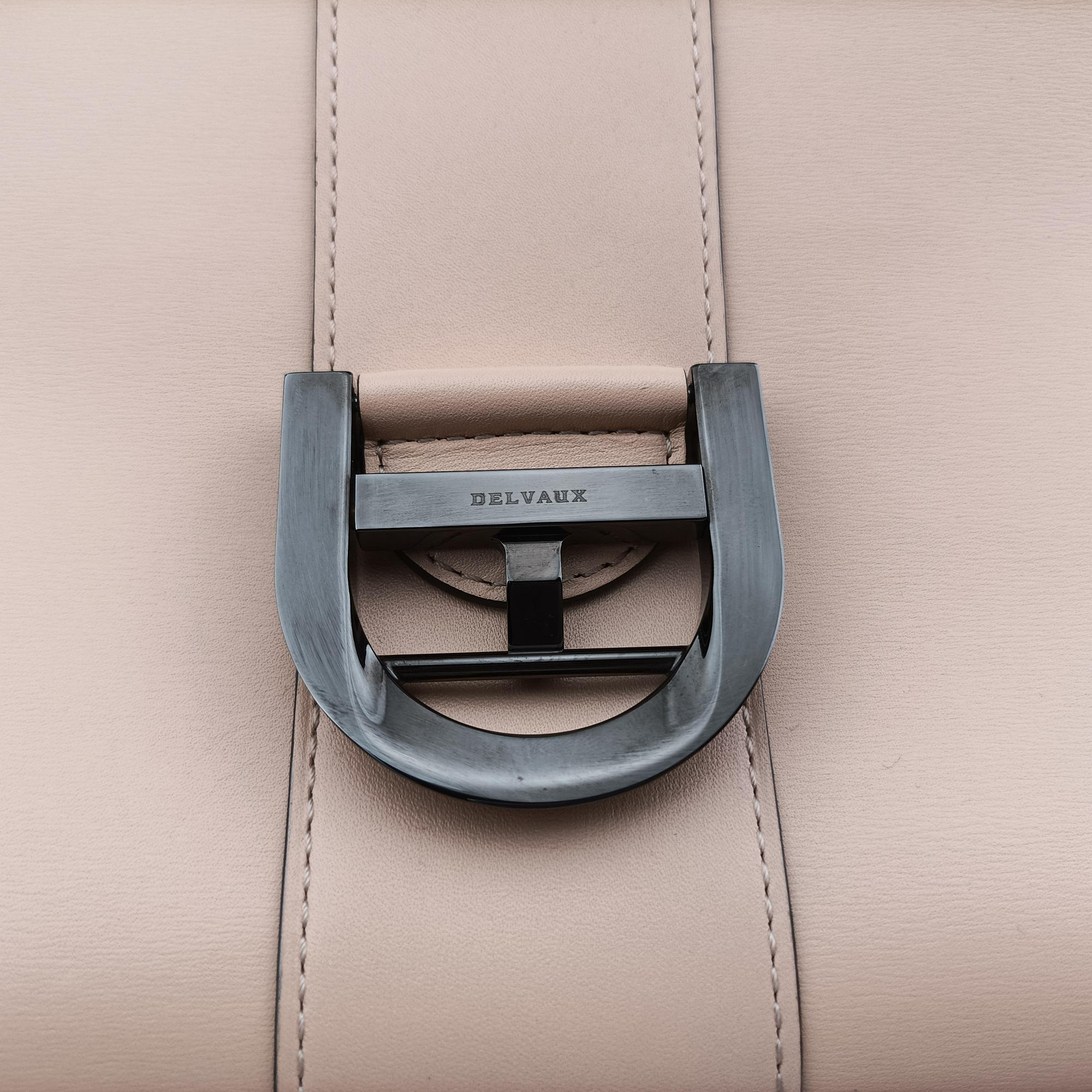 Vintage Delvaux Brillant Beige Leather  handbag | stylenewstar