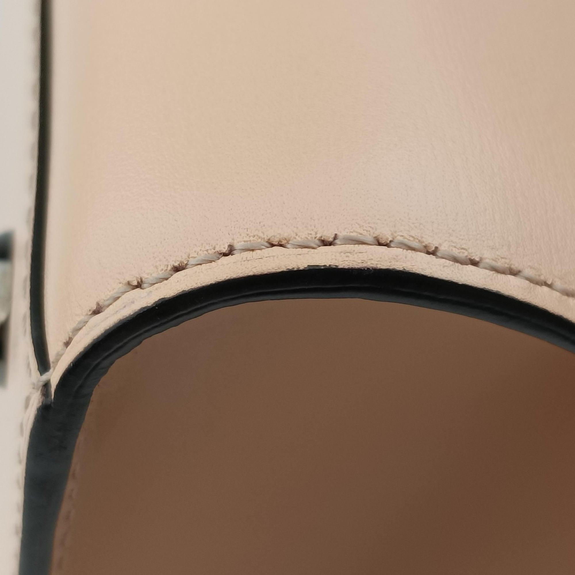Vintage Delvaux Brillant Beige Leather  handbag | stylenewstar