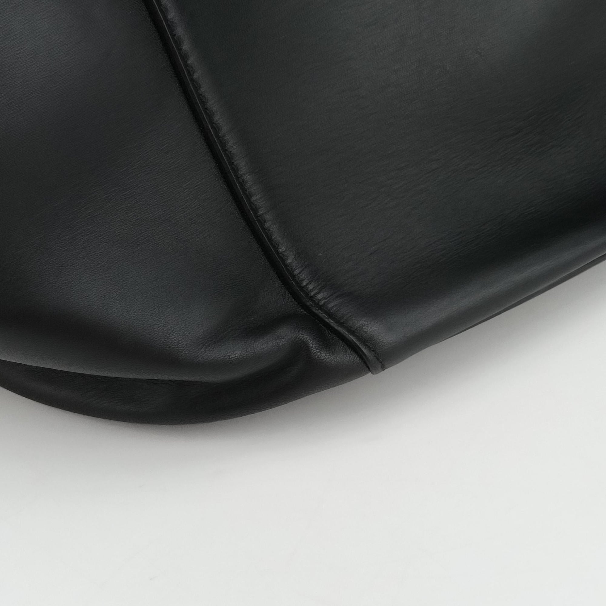 Vintage Bottega Veneta basket Black Leather  shoulderbag | stylenewstar