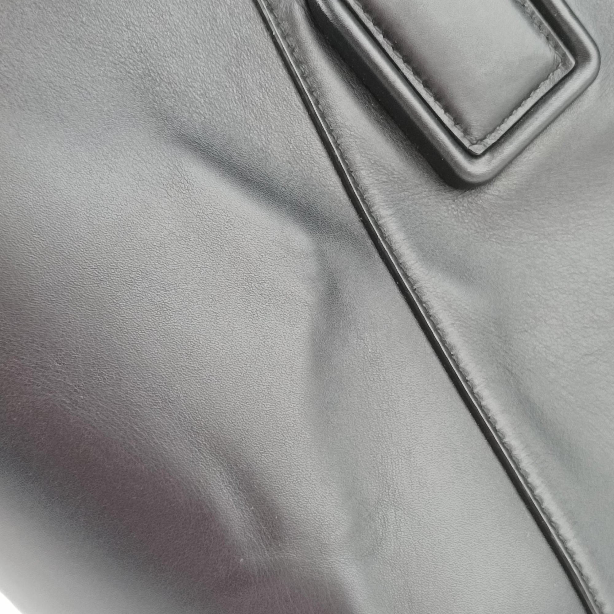 Vintage Bottega Veneta basket Black Leather  shoulderbag | stylenewstar