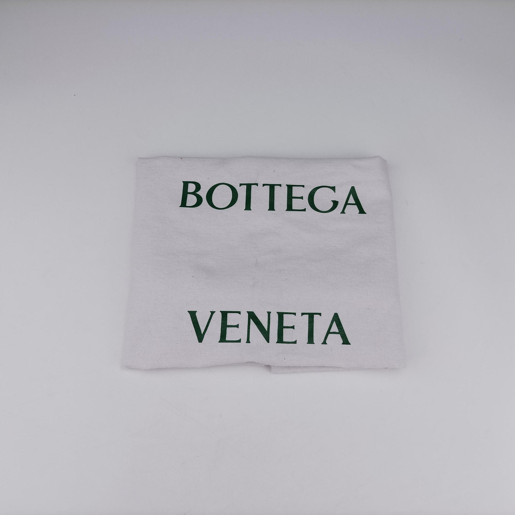 Vintage Bottega Veneta basket Black Leather  shoulderbag | stylenewstar
