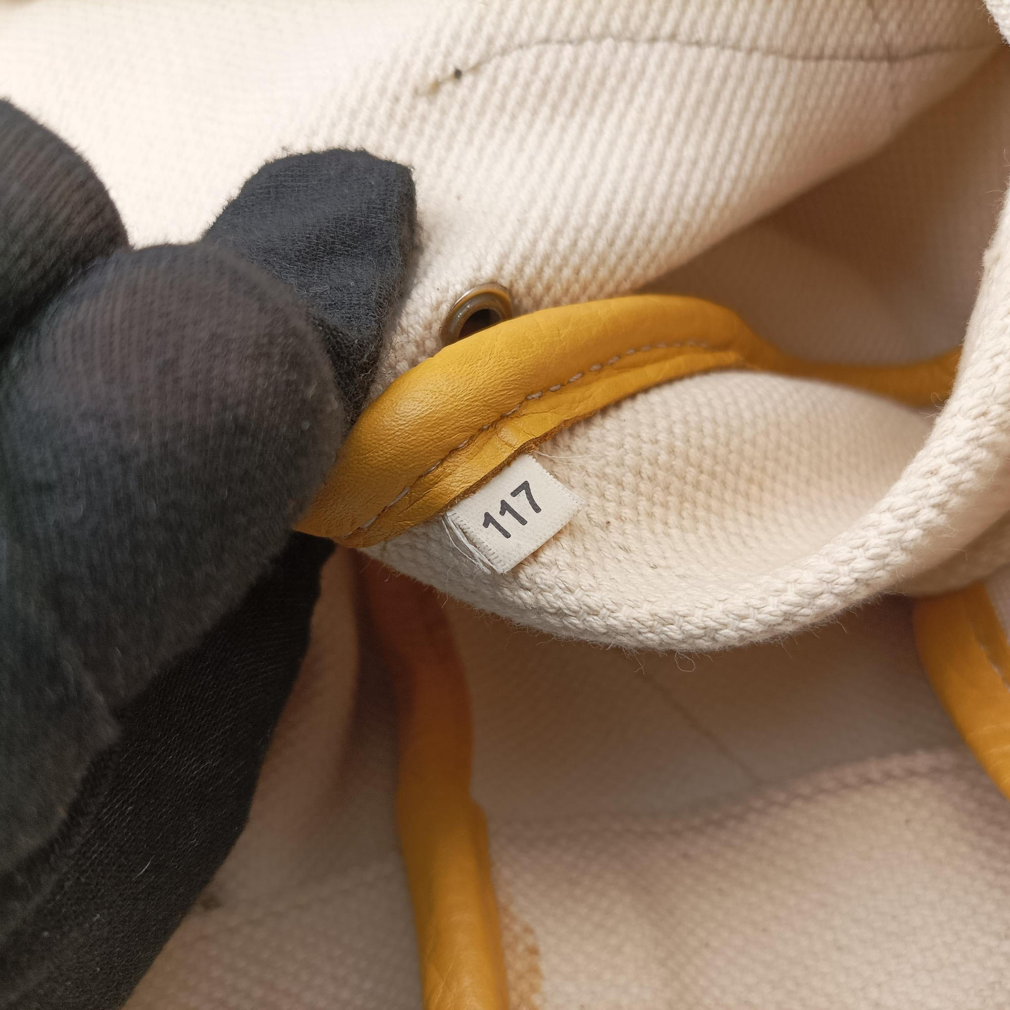 Secondhand Prada Tote bag Beige x Yellowe x multi Canvas x Leather  handbag | stylenewstar