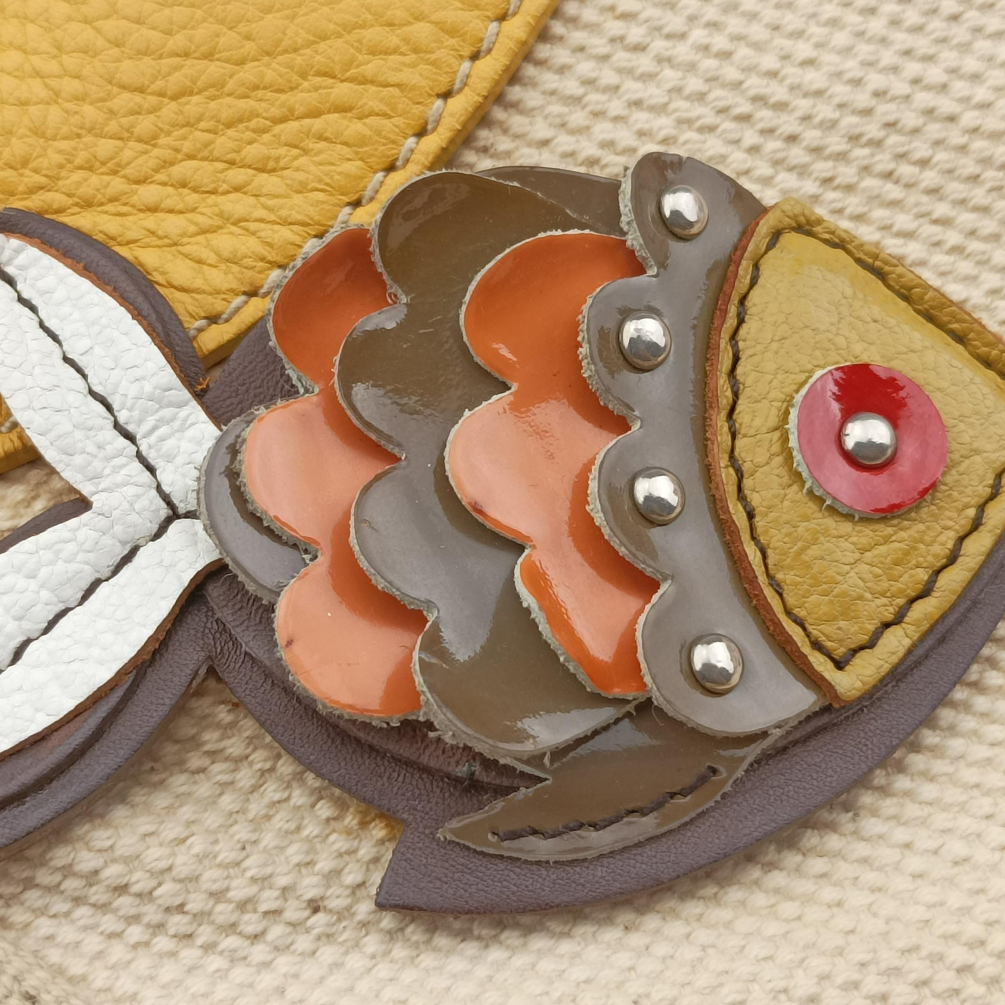 Secondhand Prada Tote bag Beige x Yellowe x multi Canvas x Leather  handbag | stylenewstar