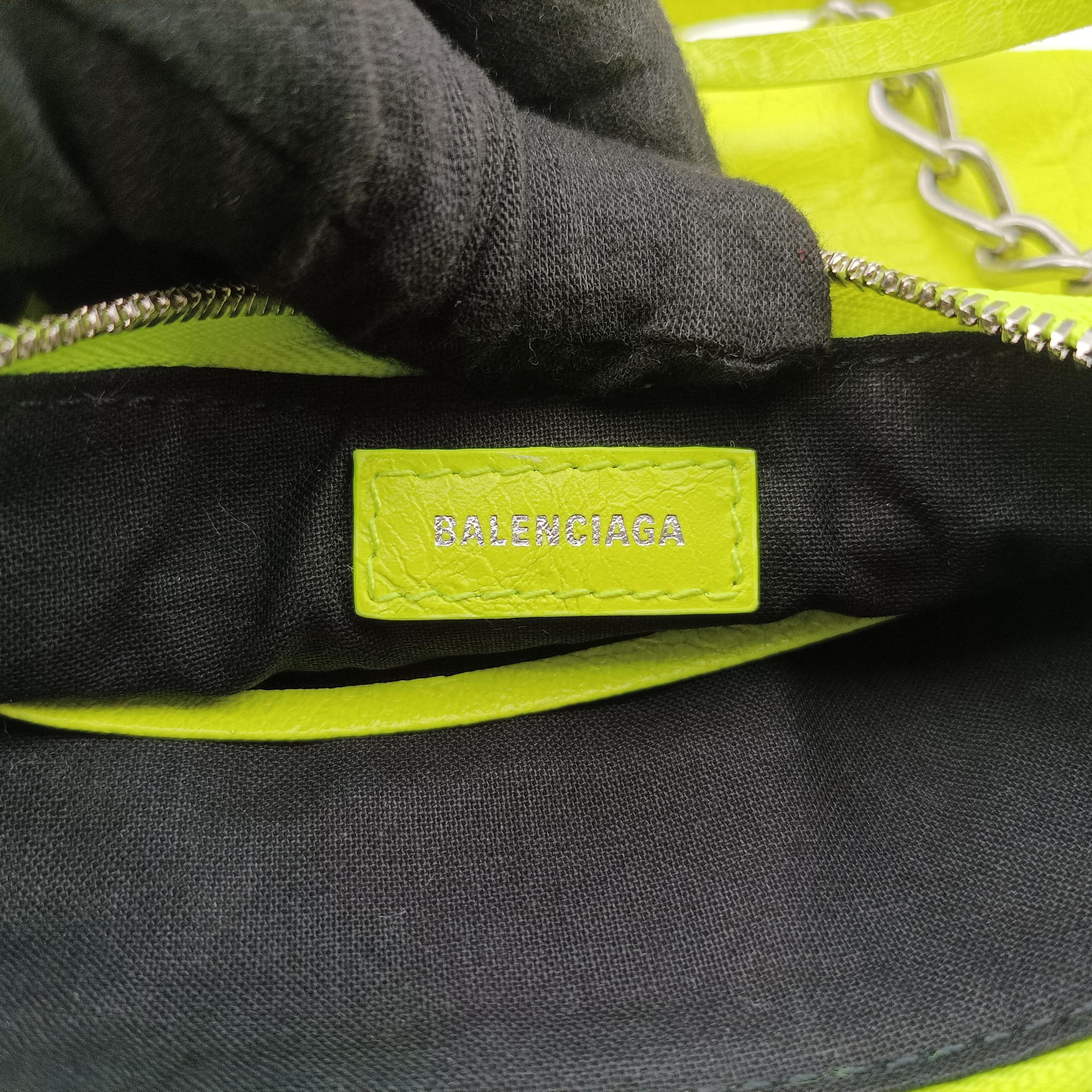 Vintage Balenciaga Le Cagole Green lambskin  shoulderbag | stylenewstar