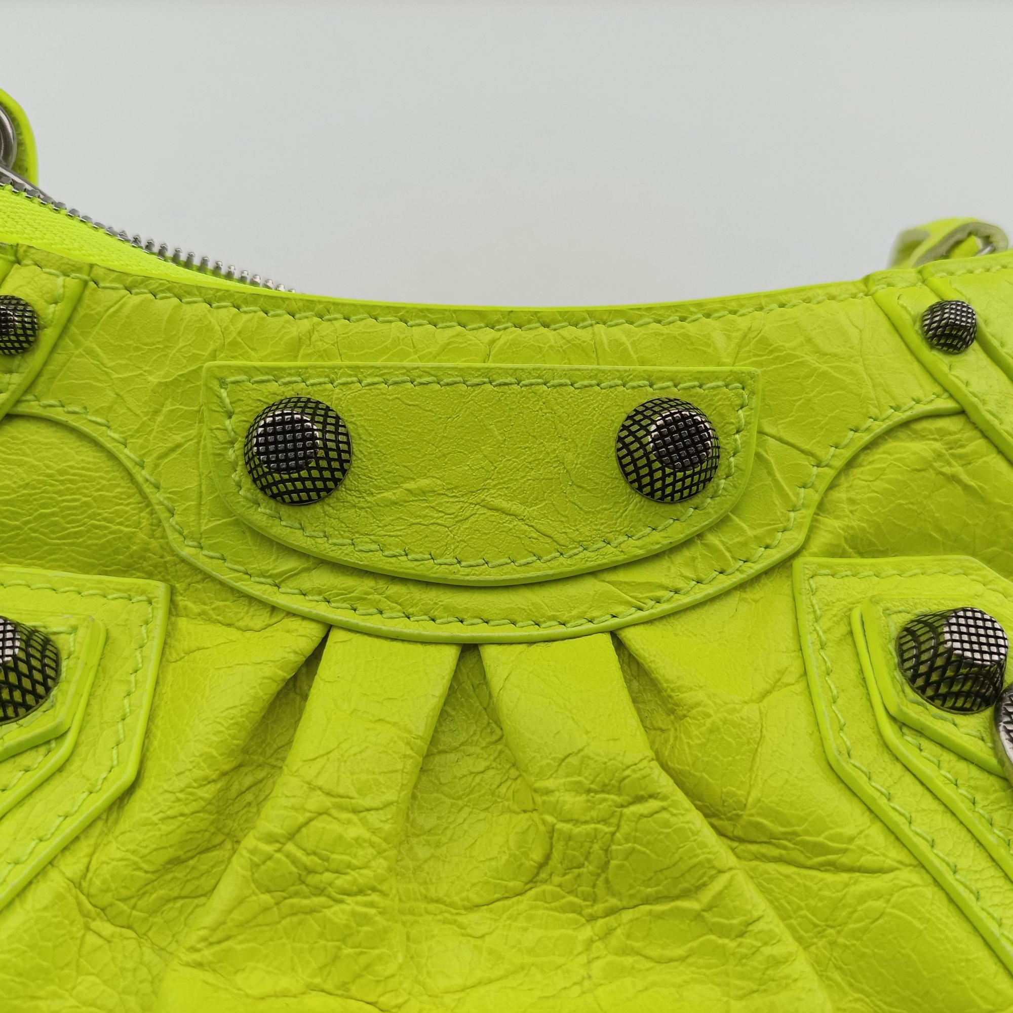 Vintage Balenciaga Le Cagole Green lambskin  shoulderbag | stylenewstar
