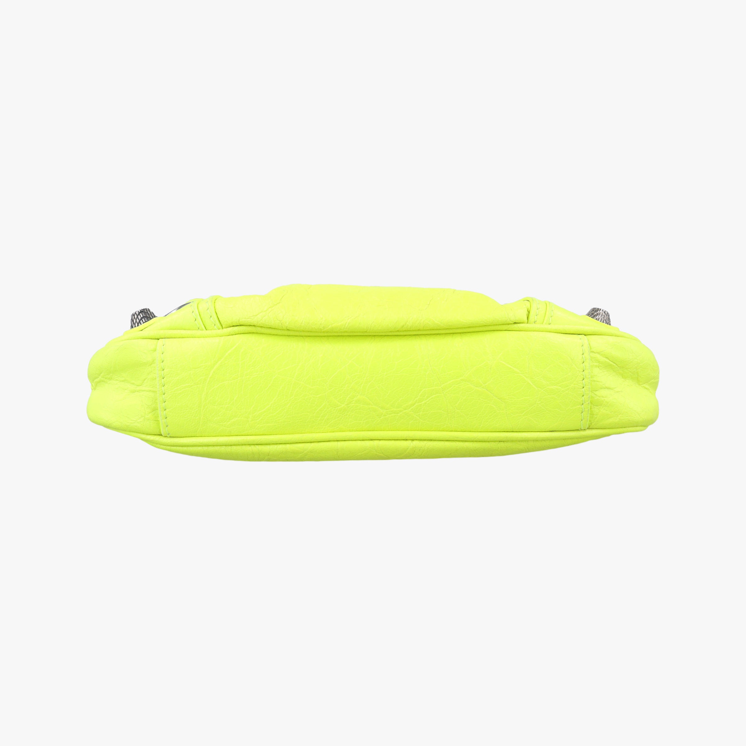 Vintage Balenciaga Le Cagole Green lambskin  shoulderbag | stylenewstar