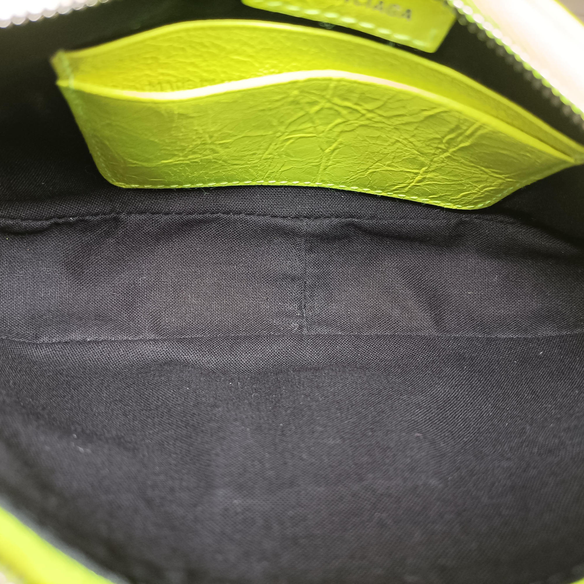 Vintage Balenciaga Le Cagole Green lambskin  shoulderbag | stylenewstar