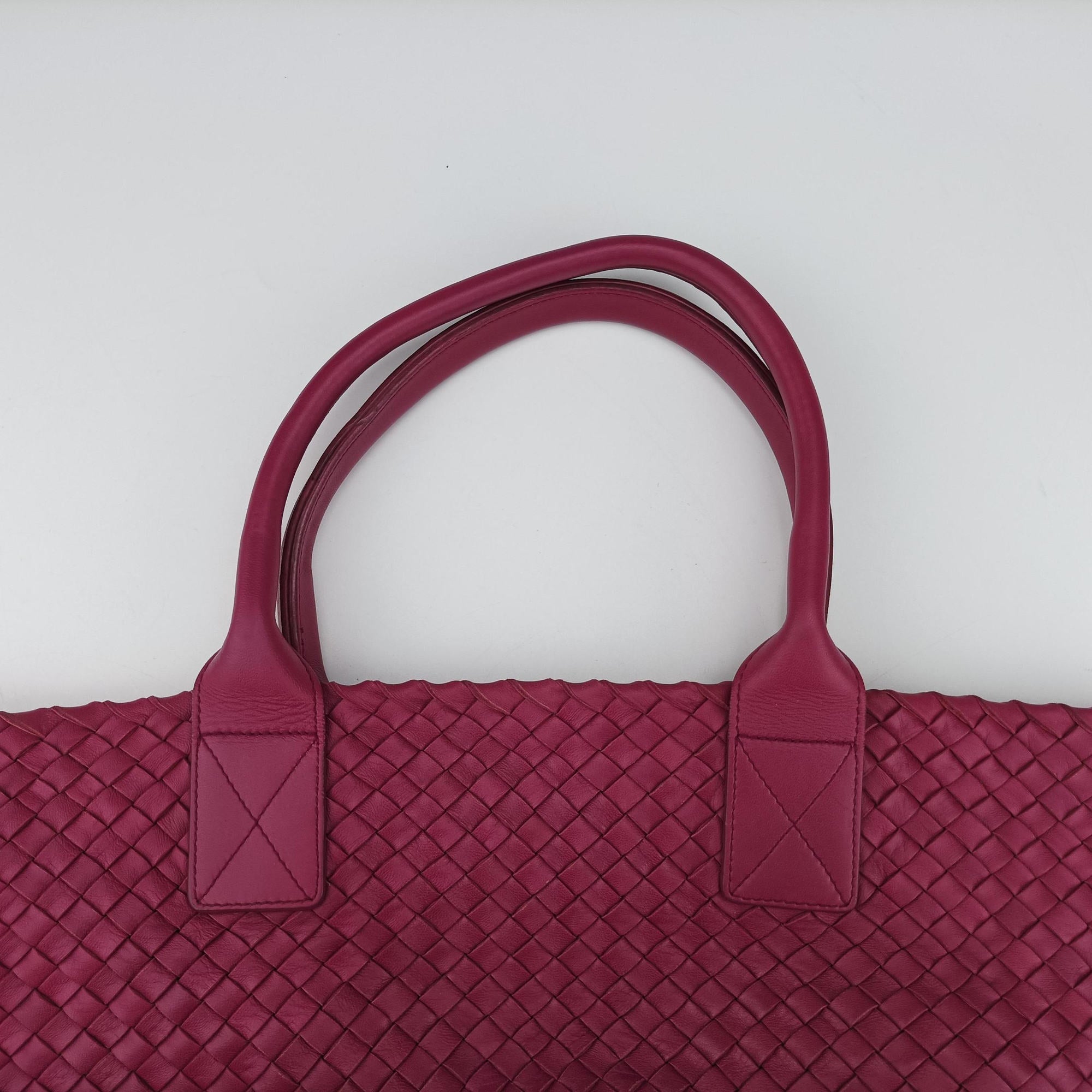 Vintage Bottega Veneta CABAT Rose lambskin  shoulderbag | stylenewstar