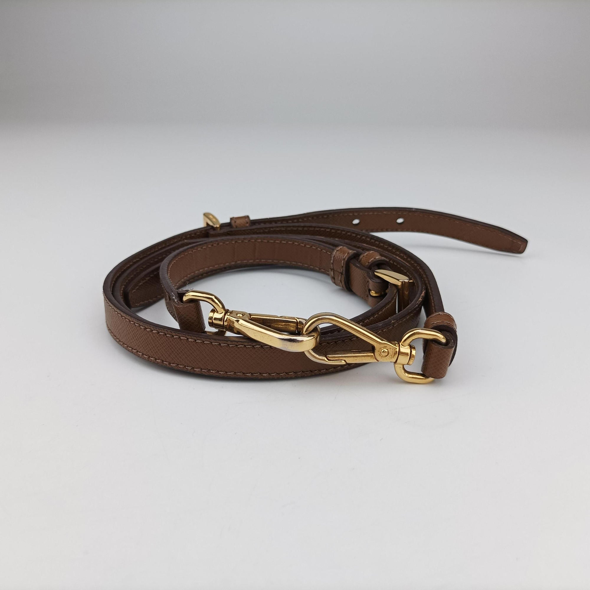 Pre-owned Prada Convertible Top Handle Brown SAFFIANO Leather BL0757 handbag | stylenewstar