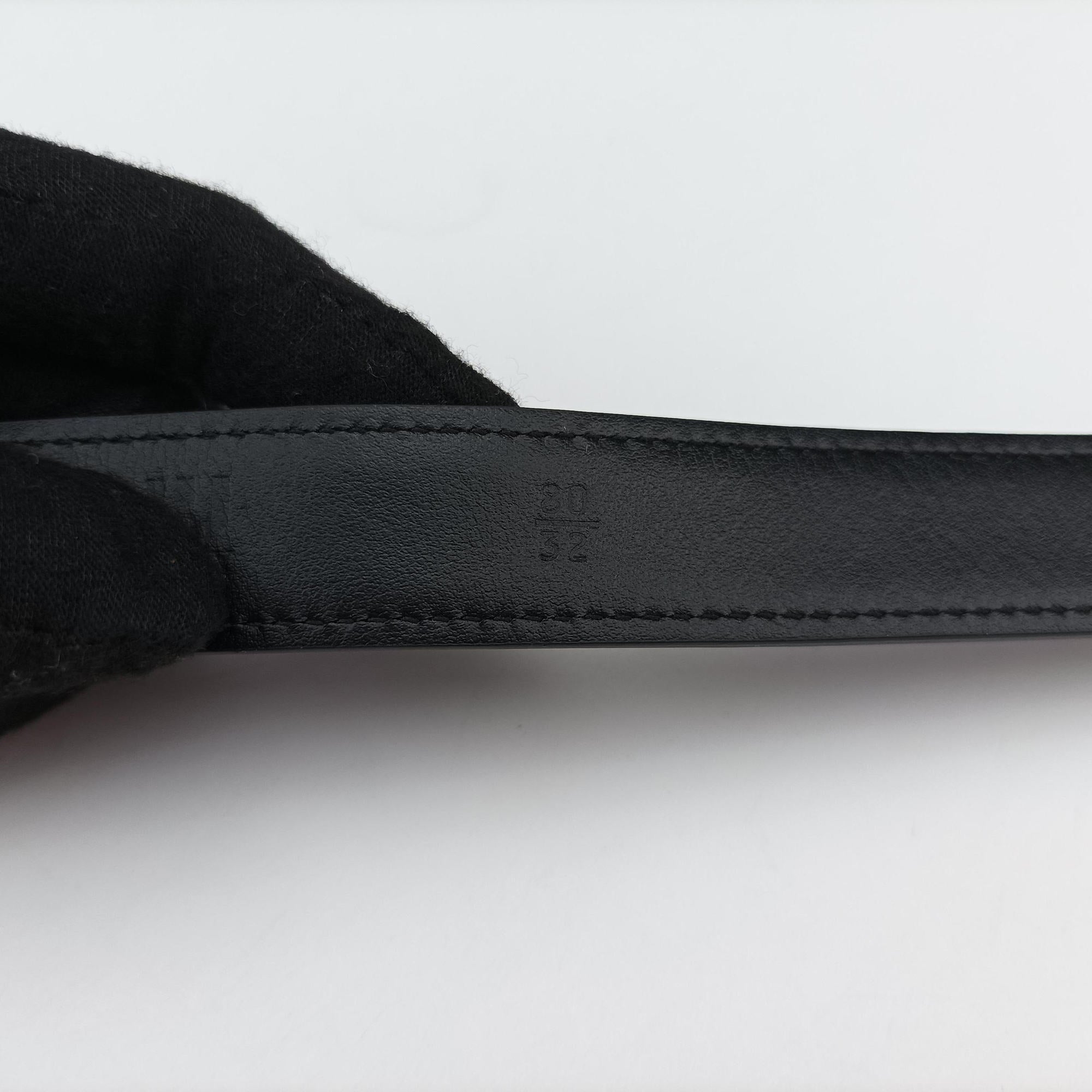 Pre-owned Miu Miu Logo belt Black leather  bum bag/waist bag | stylenewstar