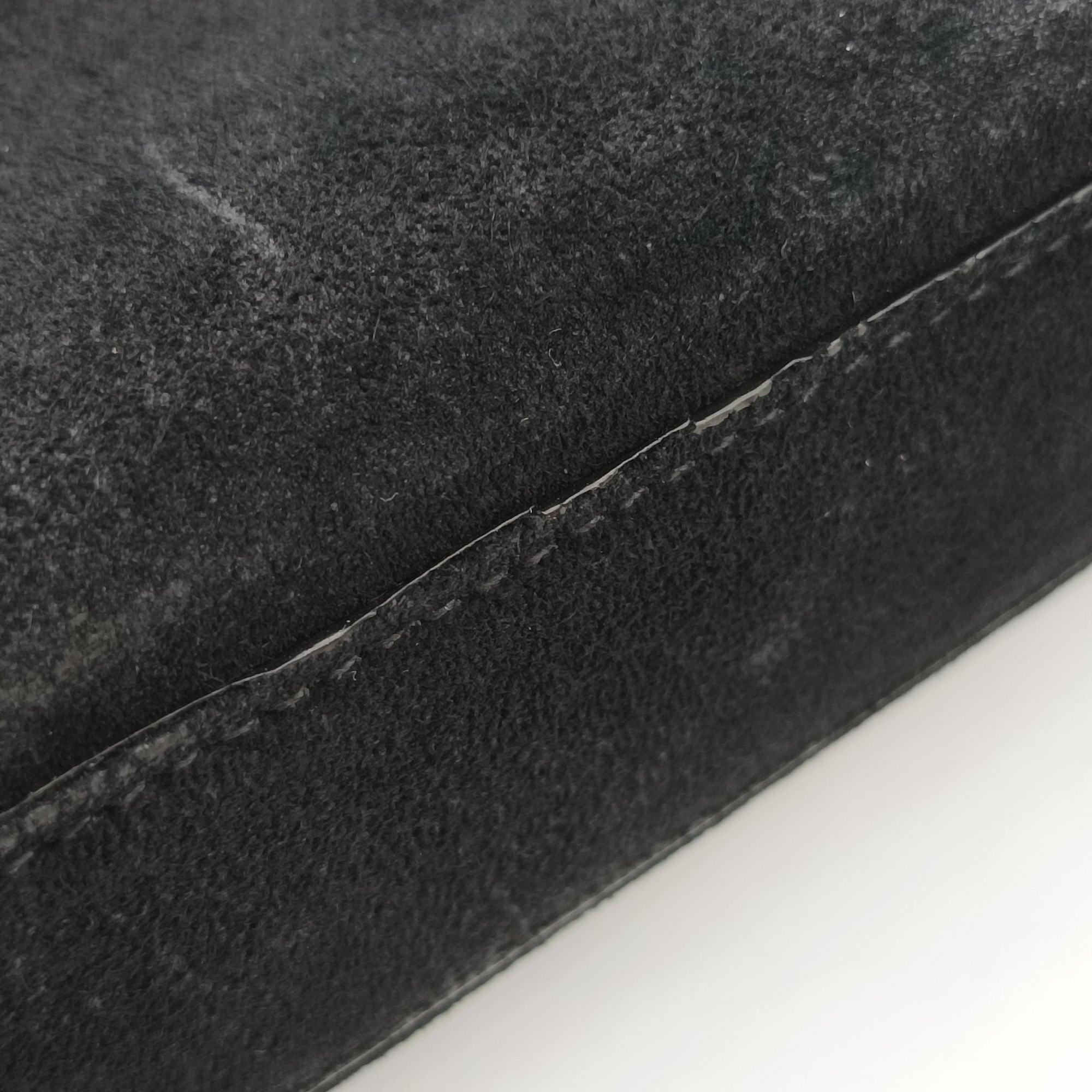 Pre-owned Yves Saint Laurent KATE Black Suede 354119 shoulderbag | stylenewstar