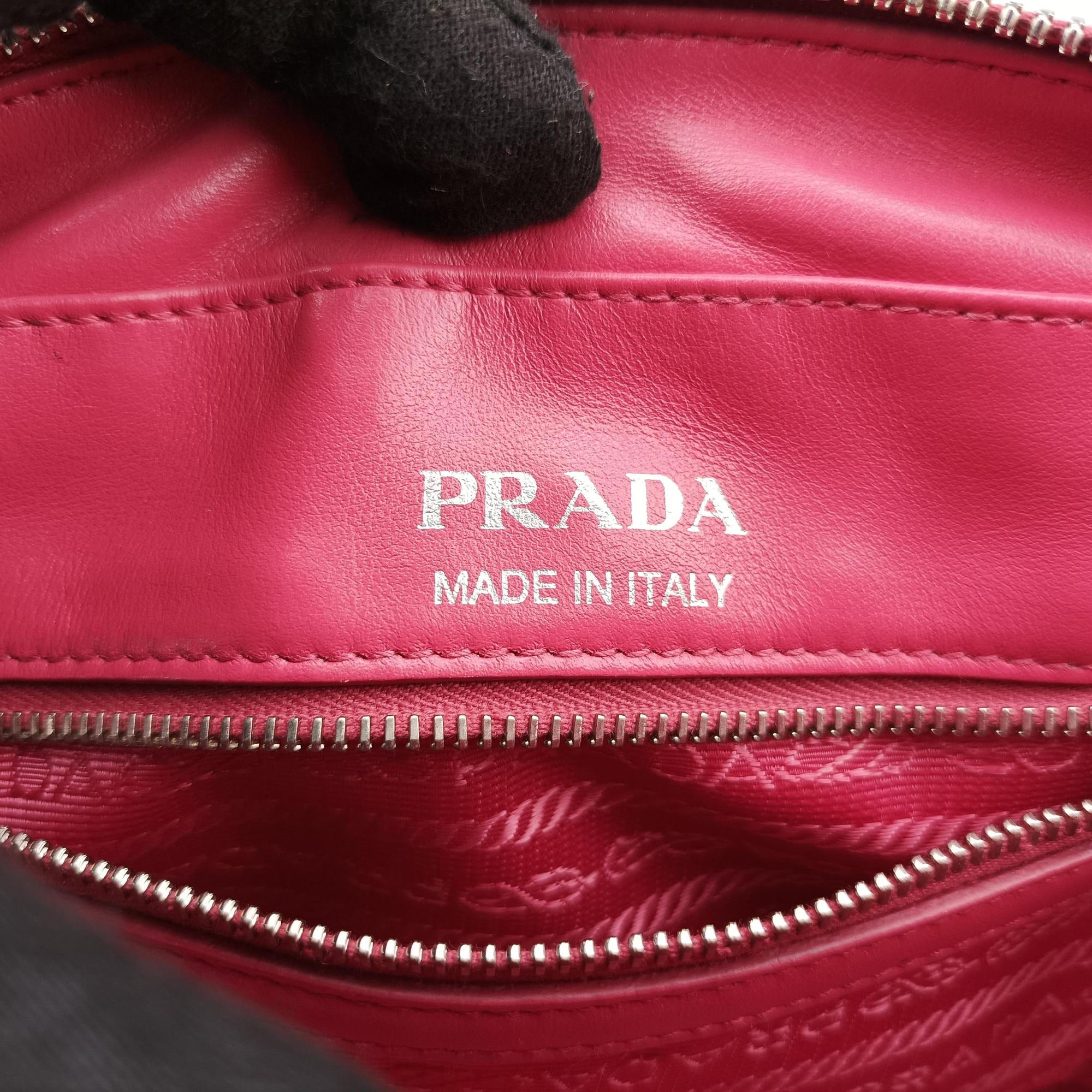 Vintage Prada Diagramme Pink leather 1BH084 shoulderbag | stylenewstar