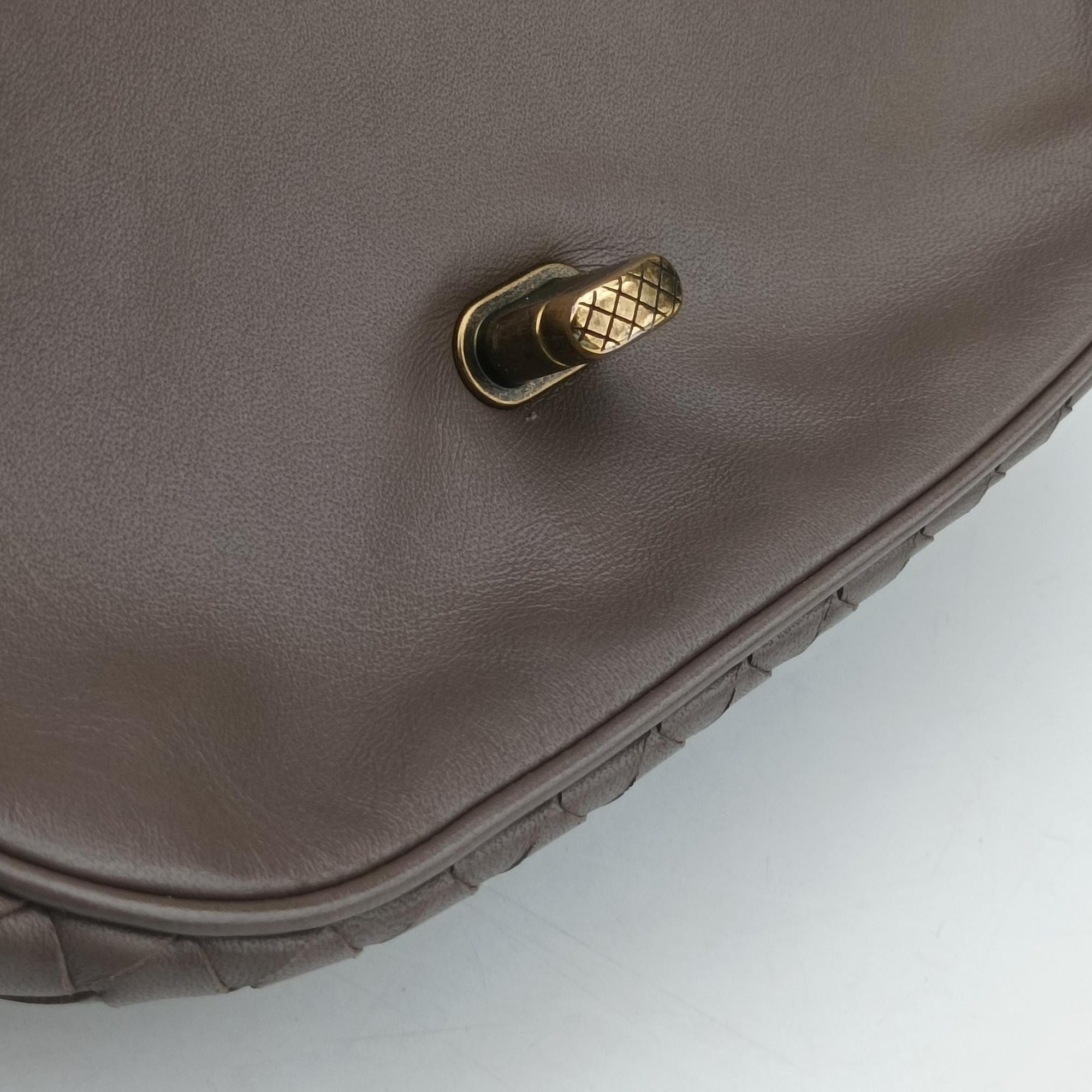 Pre-owned Bottega Veneta Luna Intrecciato Brown lambskin  shoulderbag | stylenewstar