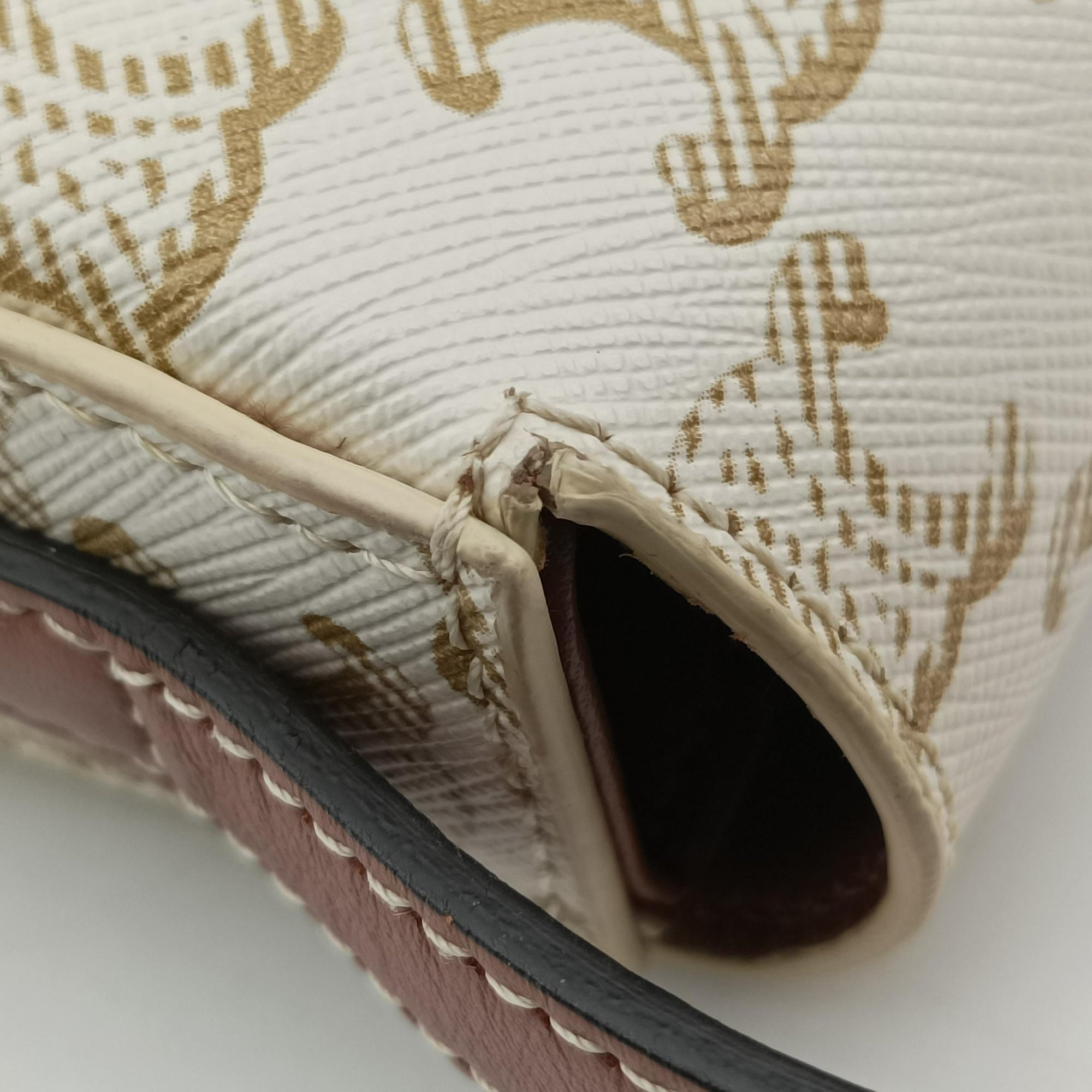 Vintage Celine Teen Triomphe White PVC coated canvas  shoulderbag | stylenewstar