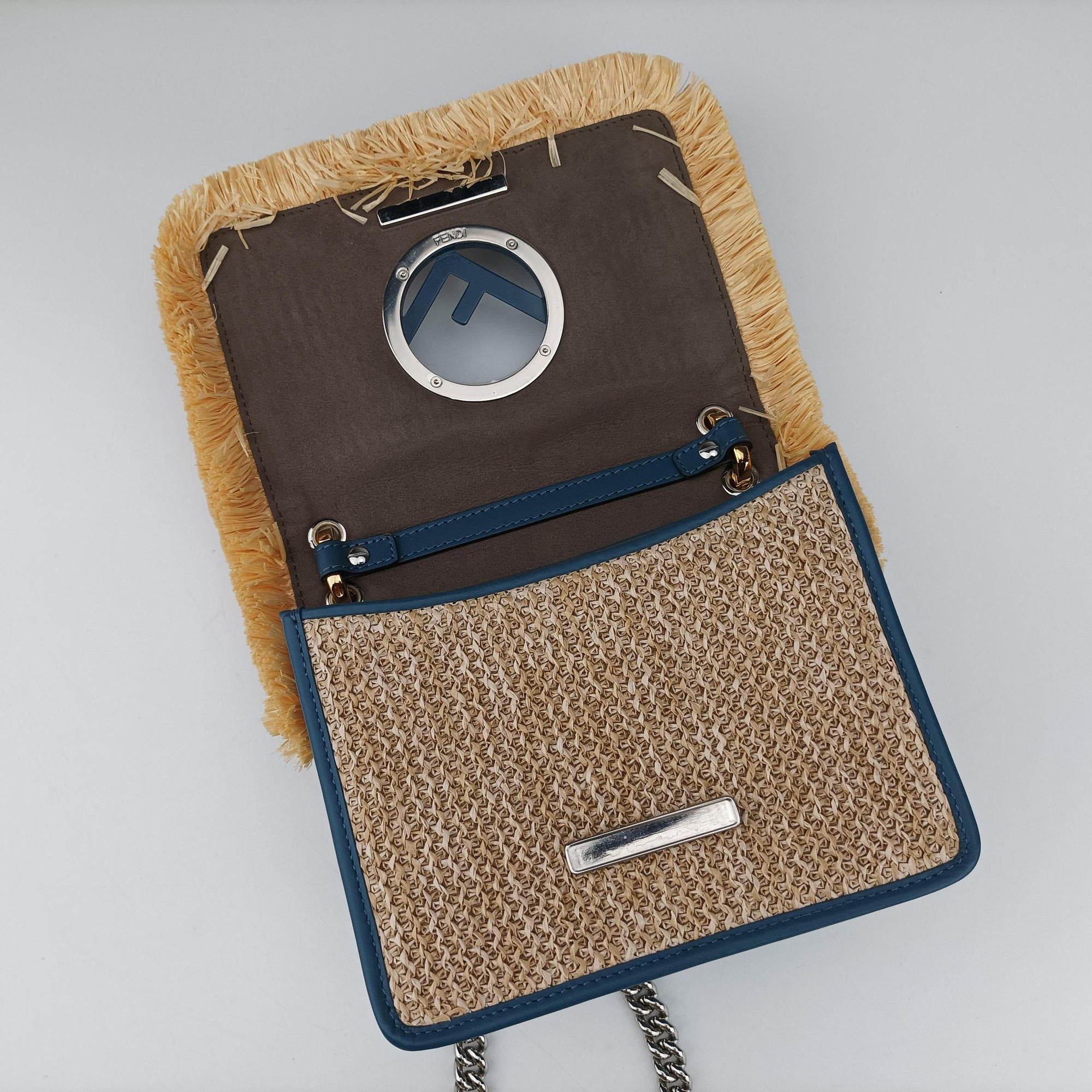 Pre-owned Fendi KAN I F Blue straw×fabric 8BT286 shoulderbag | stylenewstar