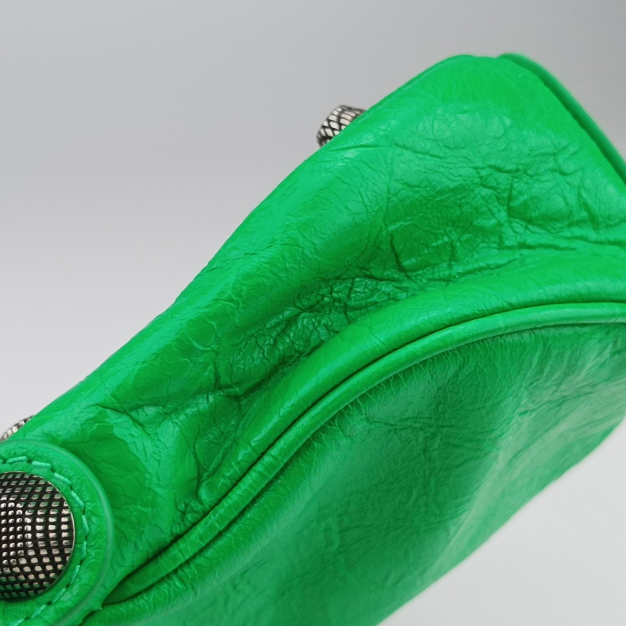 Pre-owned Balenciaga Le Cagole Green lambskin  shoulderbag | stylenewstar