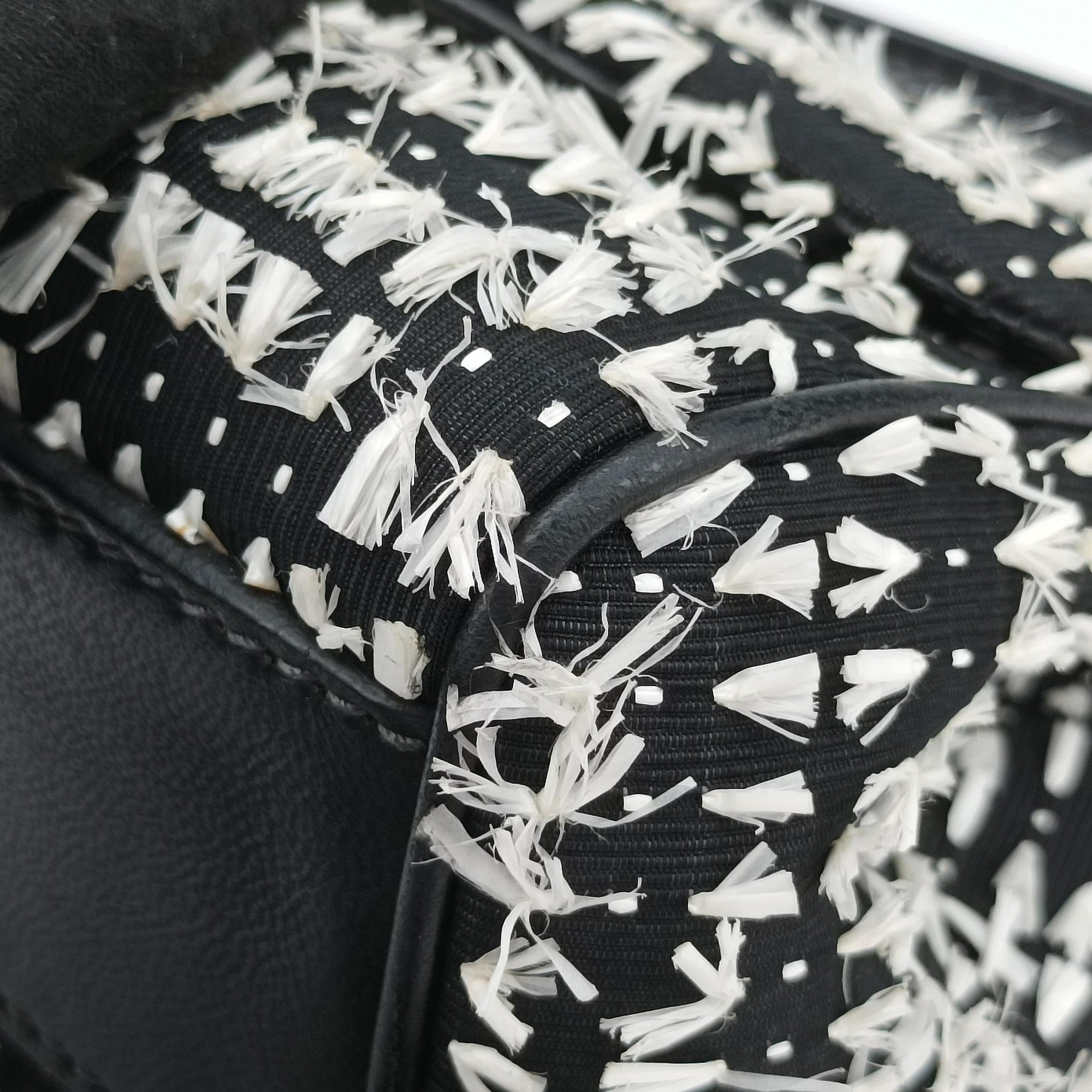 Secondhand Dolce & Gabbana SICILY Black×white Canvas × Leather  shoulderbag | stylenewstar