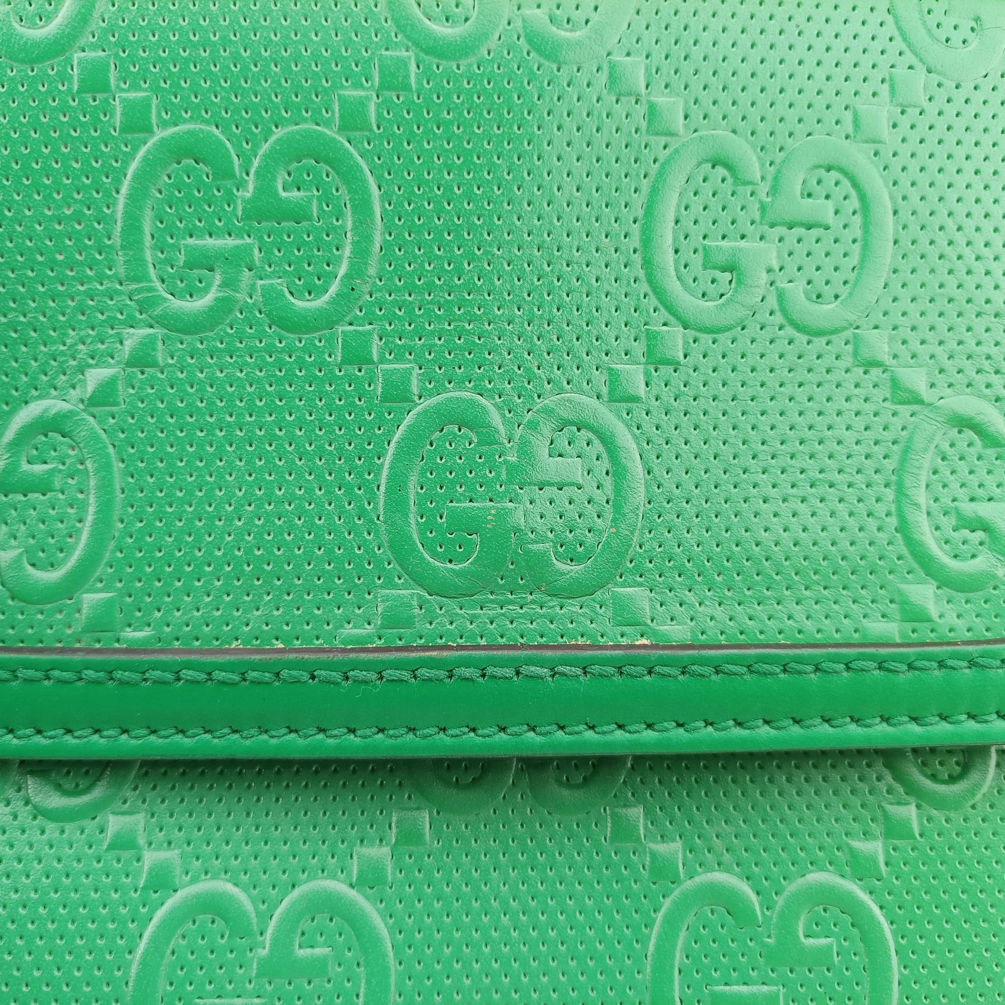 Secondhand Gucci GG Embossed Messenger Bag Green Leather 625782 shoulderbag | stylenewstar